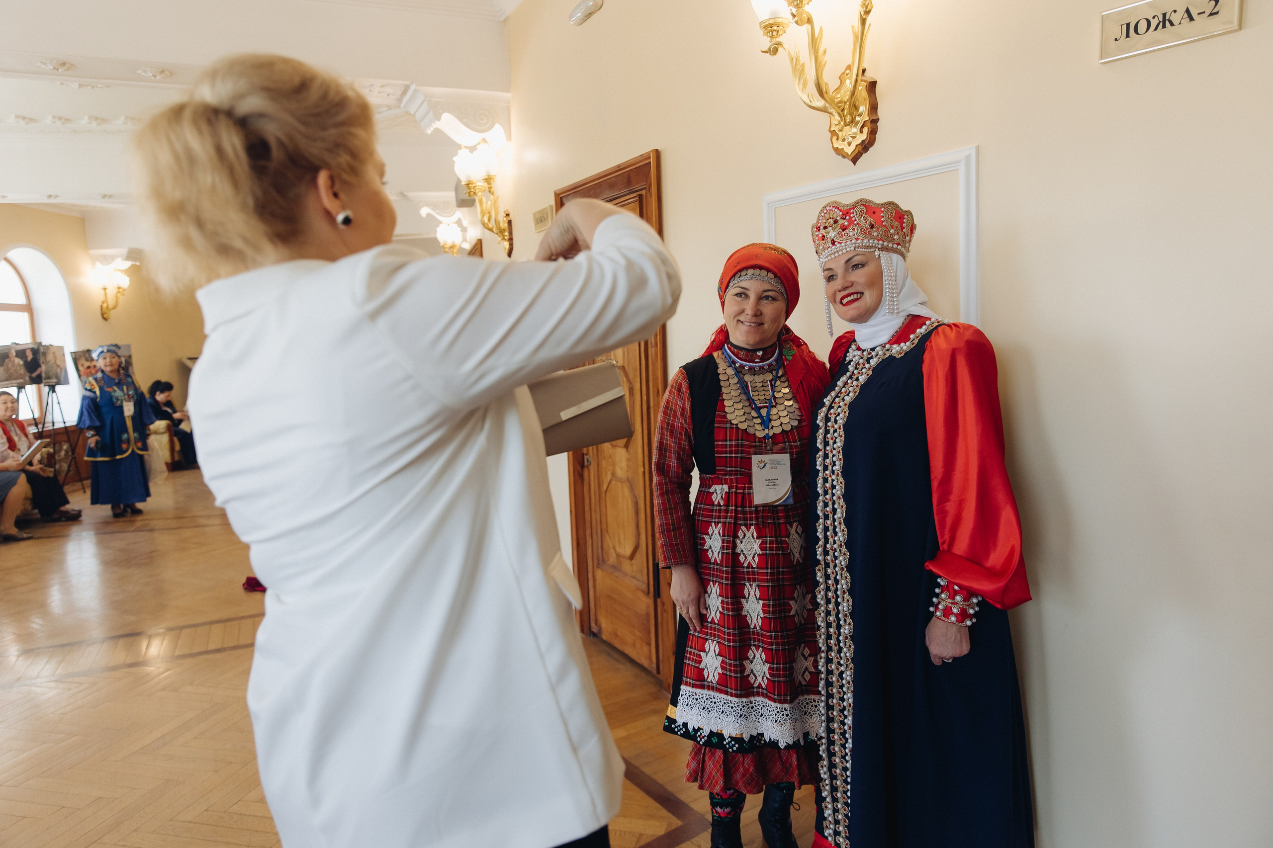 Лучший учитель родного языка и литературы 2025. Свадебный и семейный фотограф в Улан-Удэ