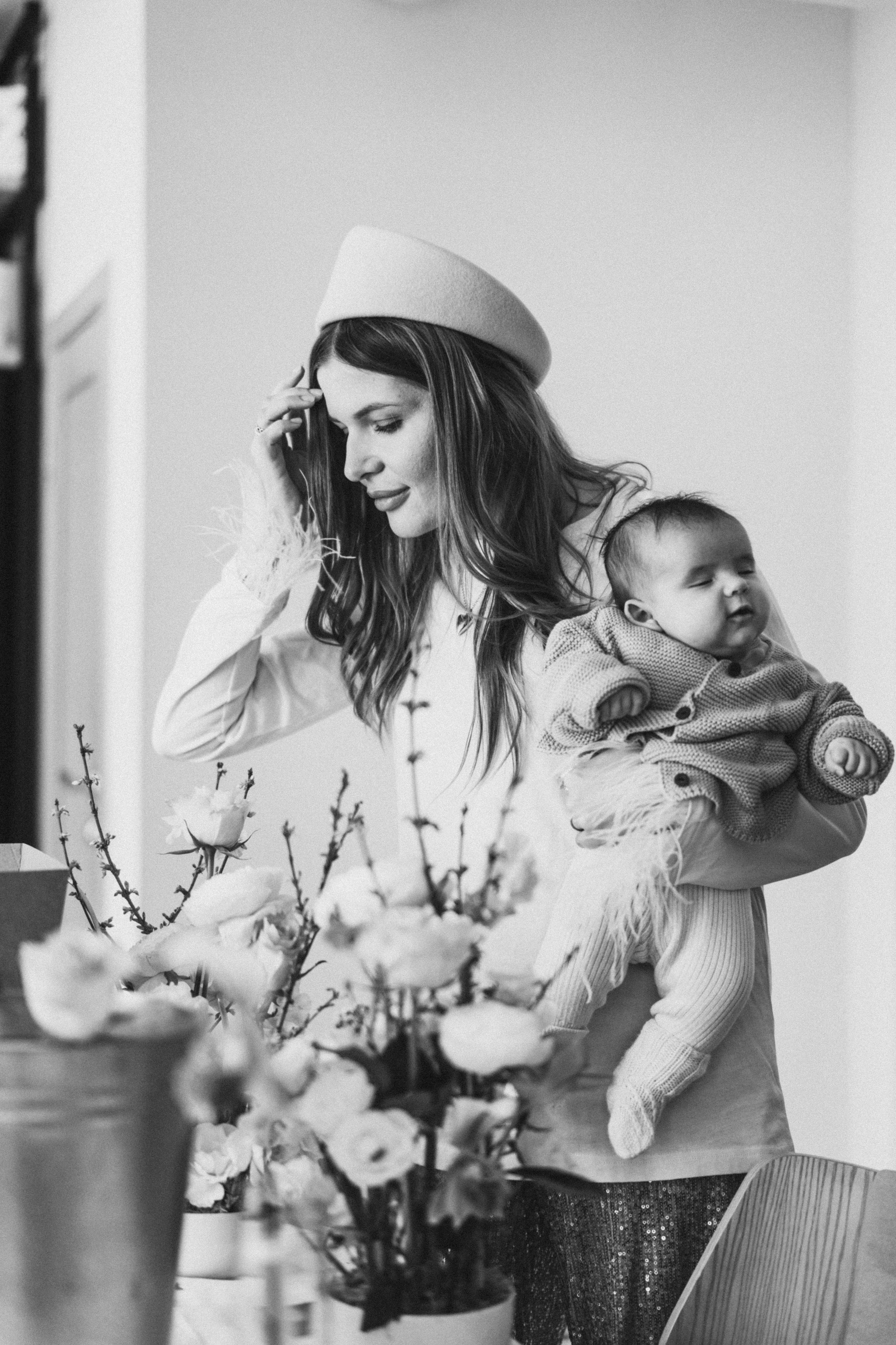 OCHEN' — цветочная встреча 14 февраля. Семейный и детский фотограф и видеограф в Москве, Серпухове и Тарусе Валерия Сорокина