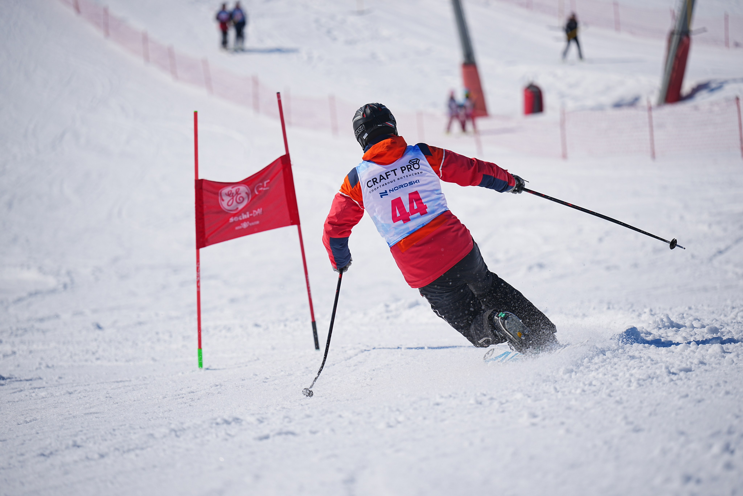 Шуколово. Открытое Первенство МФТИ по горным лыжам. GS, Telemark, 2024. Фотограф Студитский Евгений