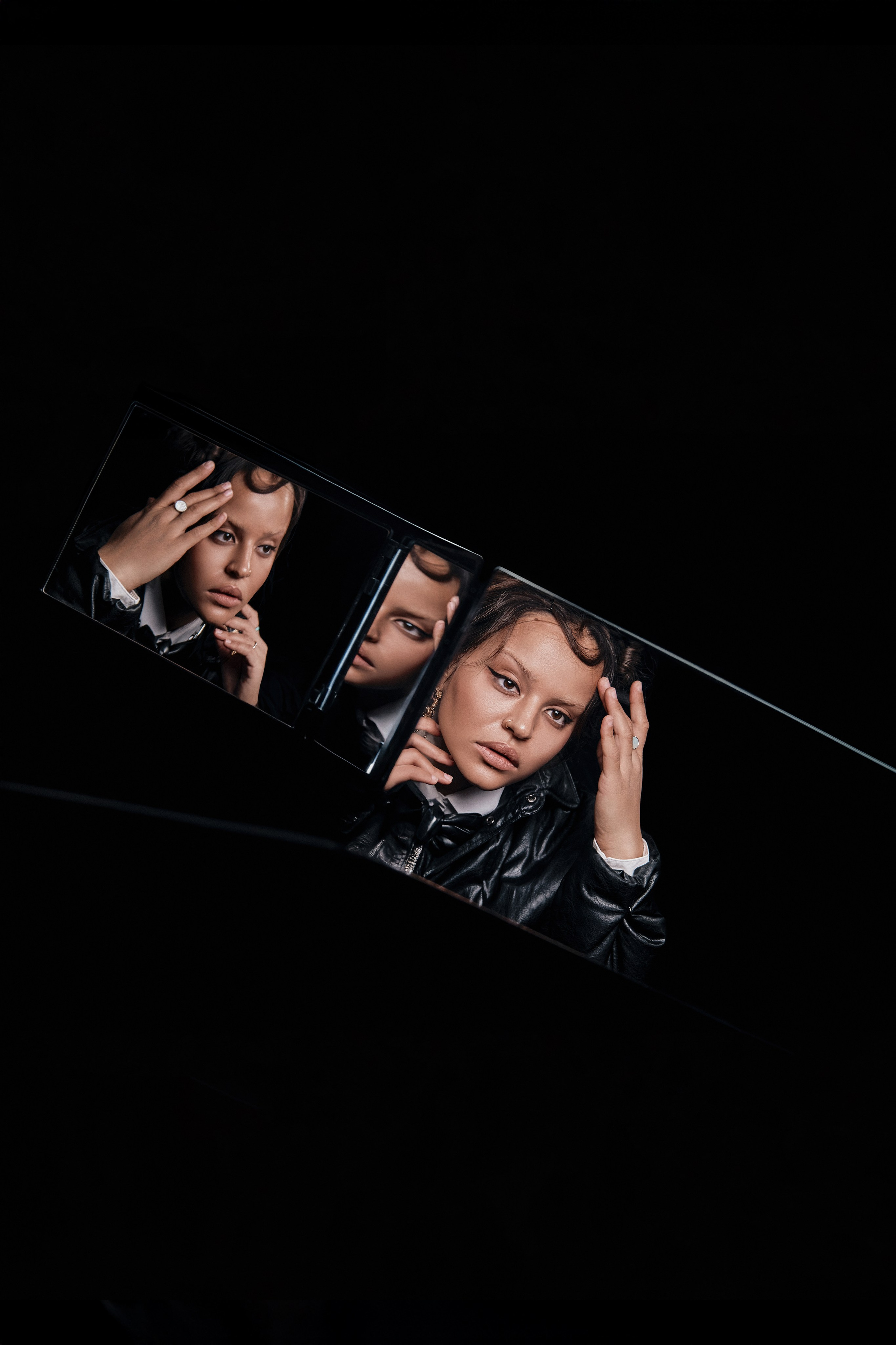 Сюзанна. Jonyiti