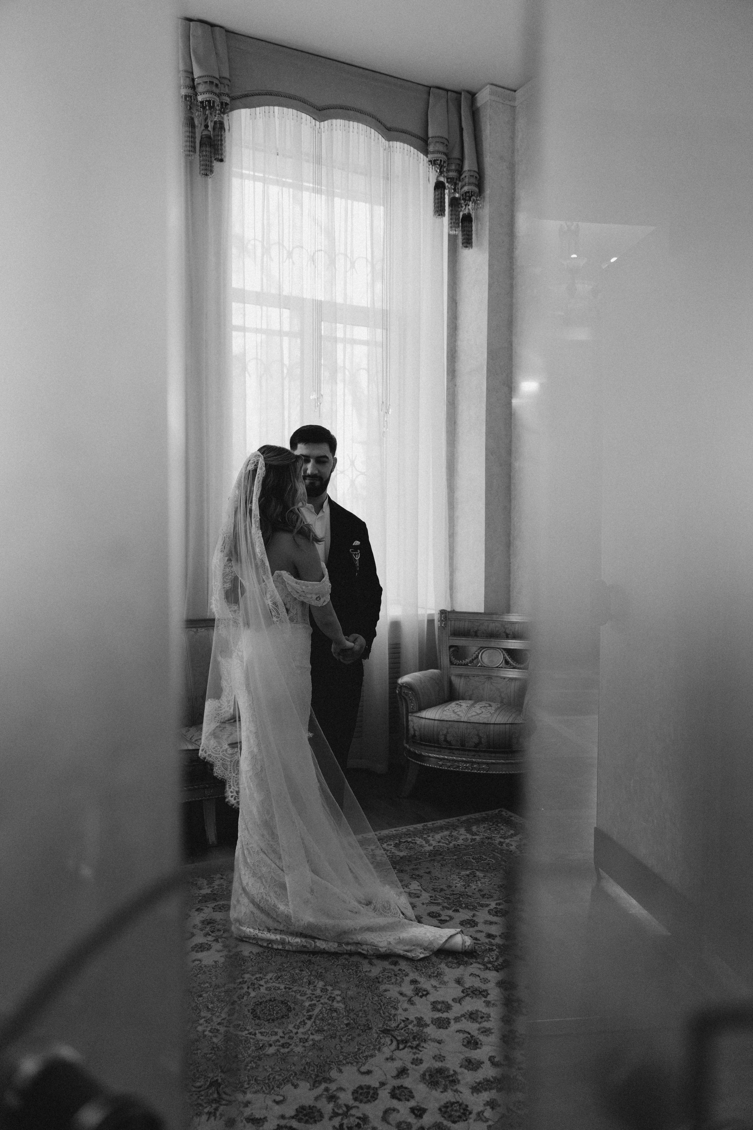 Арина и Норайр (ЗАГС+прогулка). Свадебный фотограф Юлия Галкина Ростов на Дону