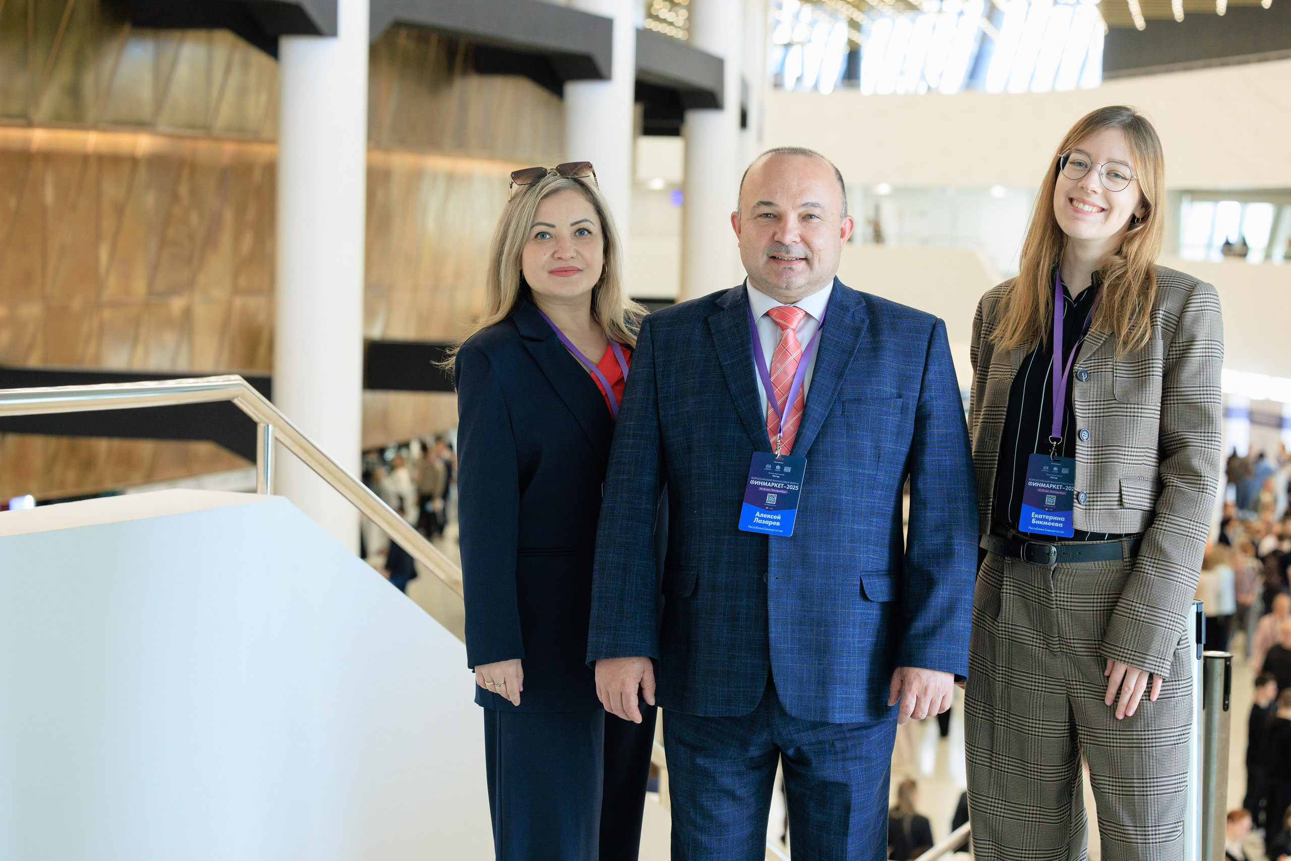 Финмакет ЭКСПО. Контент для бизнеса в Екатеринбурге Полдень Медиа