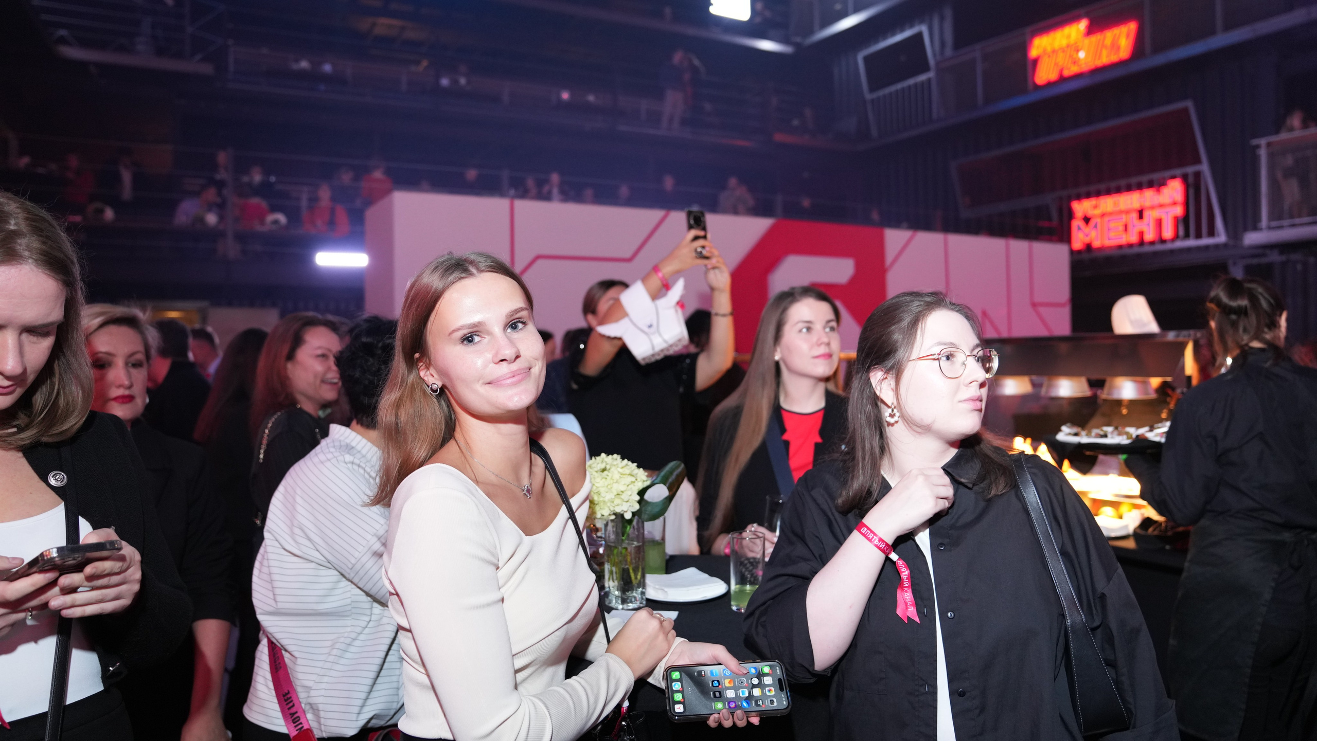 Презентация Пятого канала 01.10.2024. EVEREST PHOTO REPORT