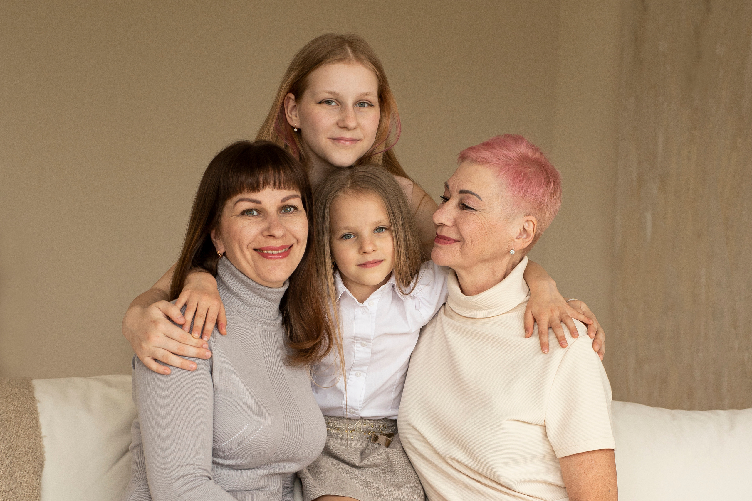 Семейная фотосессия в студии. Фотограф Костарева Анна. Семейный, детский и женский фотограф в Екатеринбурге Анна Костарева