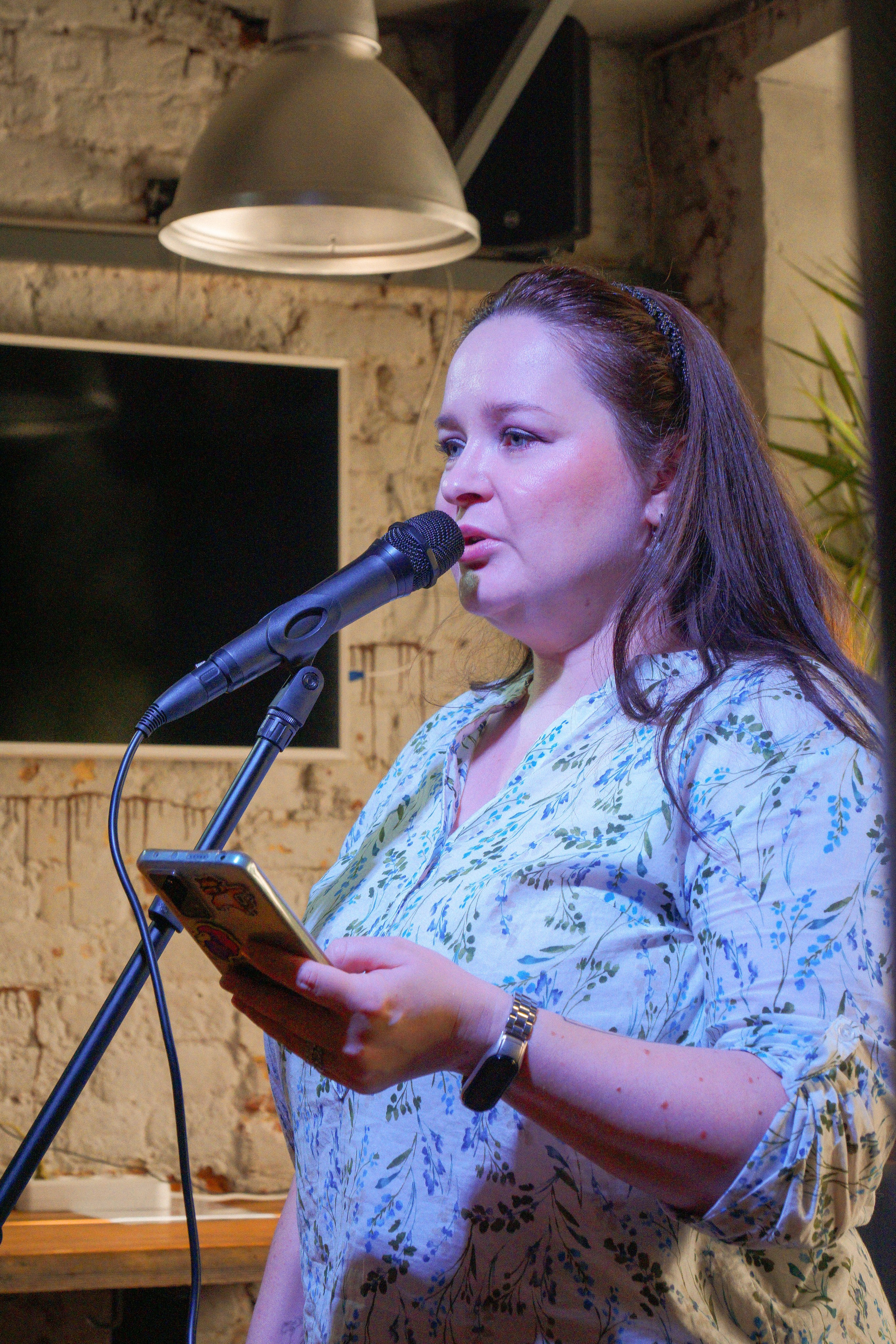 Поэтический вечер. Фотограф