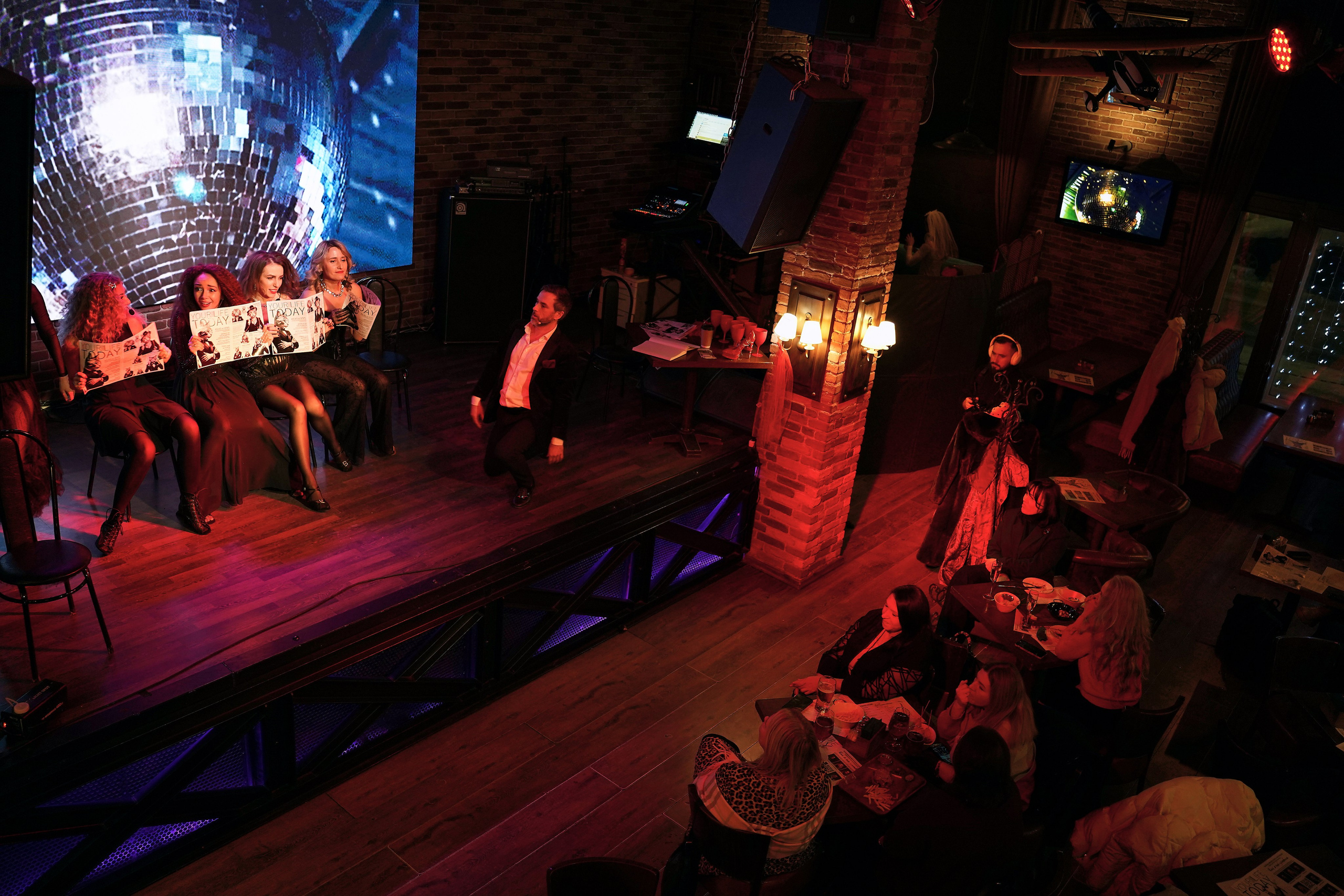 Спектакль «Как я его убила». Фотограф