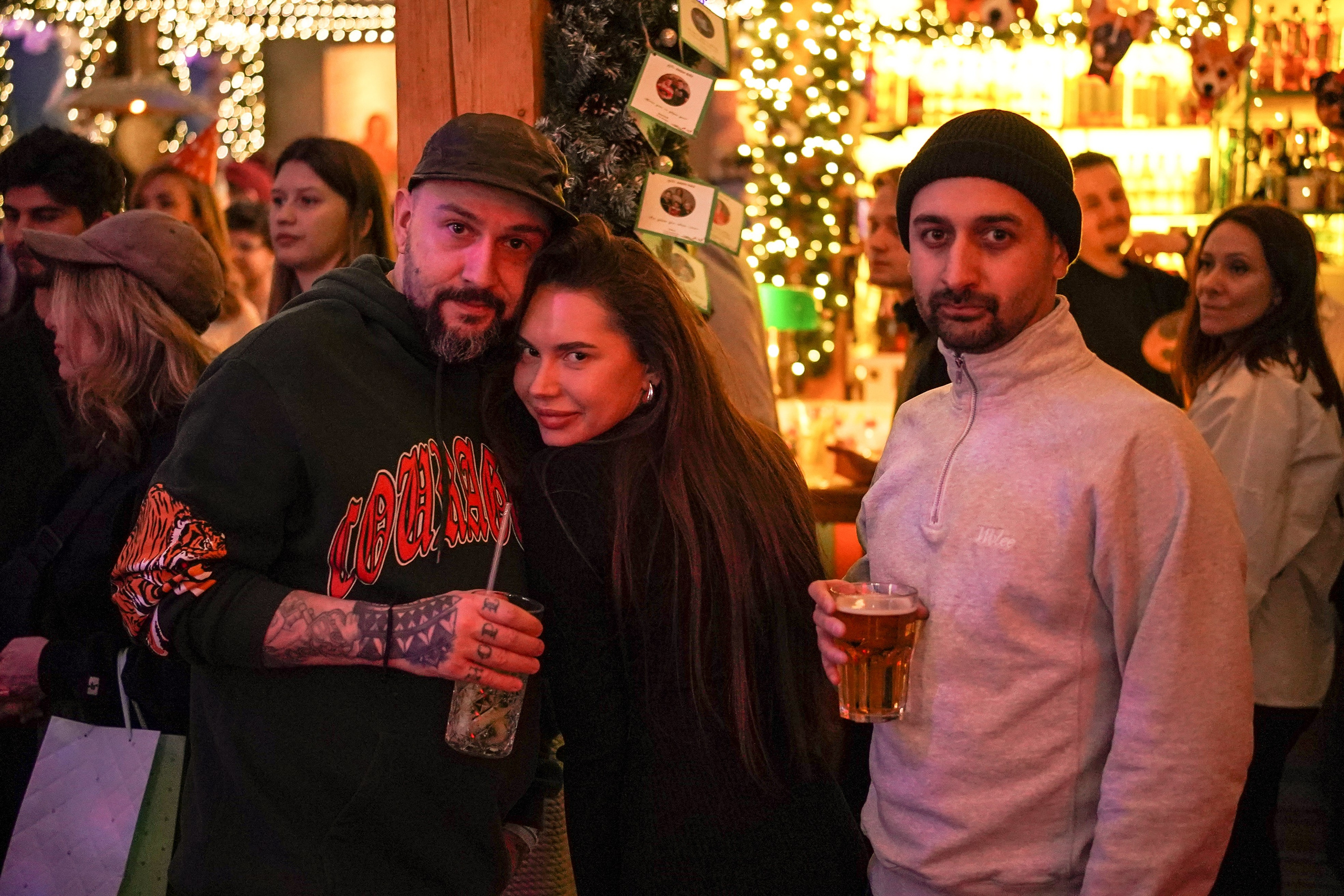 Бар Собаки в тумане. Фотограф