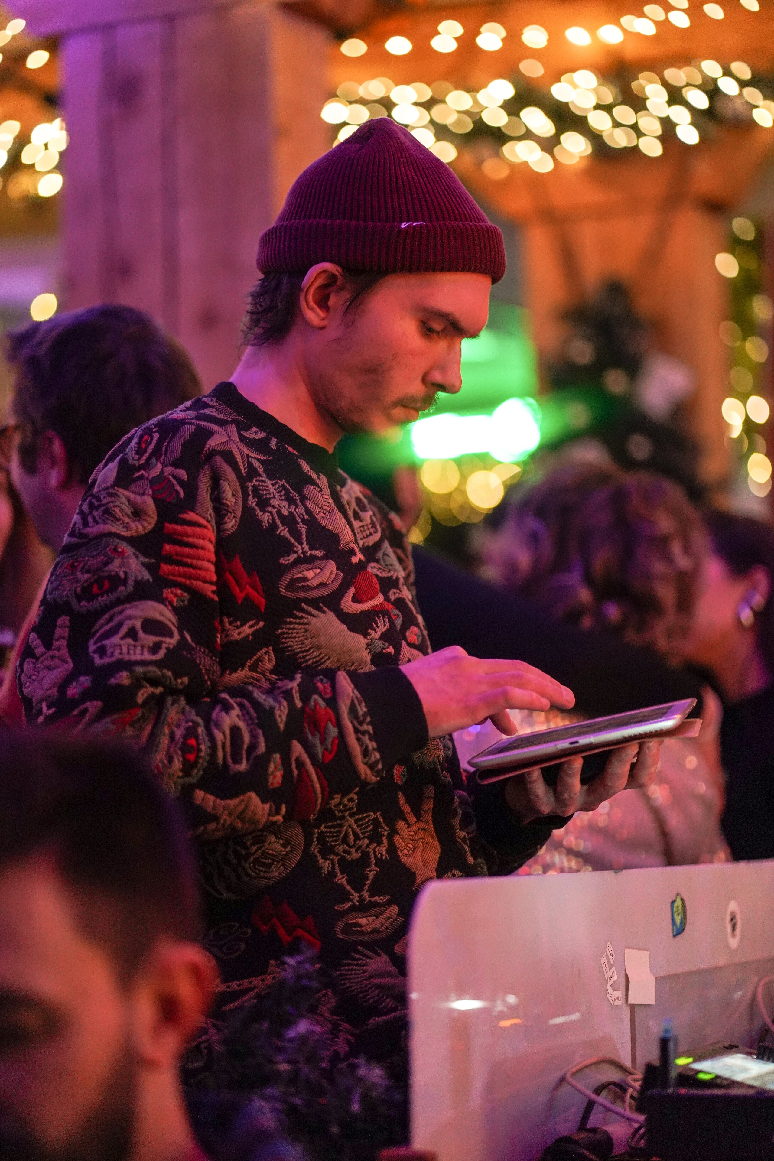 Бар Собаки в тумане. Фотограф