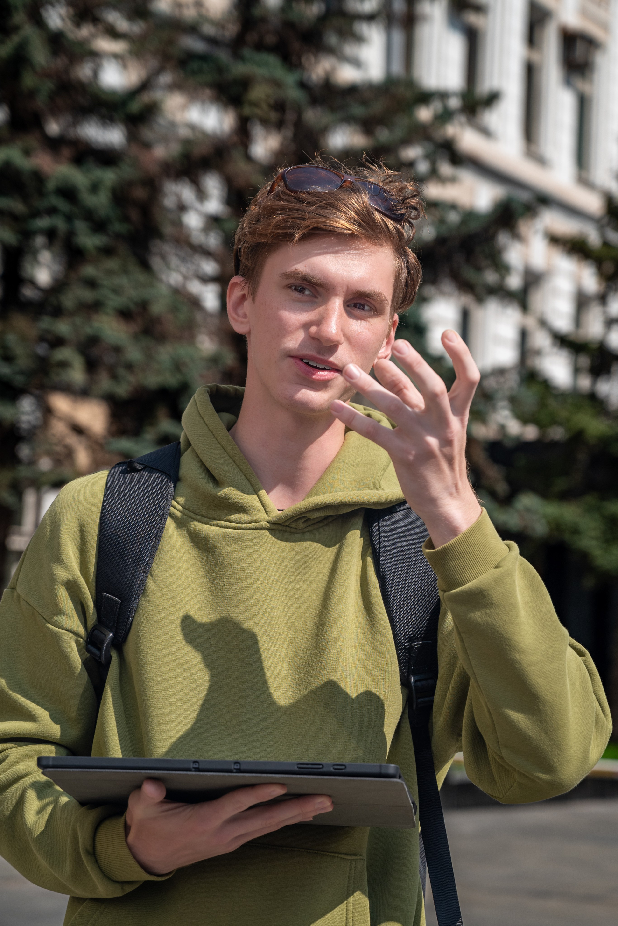 Серафим Гончаров  - аттестованный экскурсовод по Москве. П&П — Полезное с Приятным. Фотоэкскурсии — Москва на память. Экскурсовод и фотограф в Москве. Увези столицу в своём альбоме!