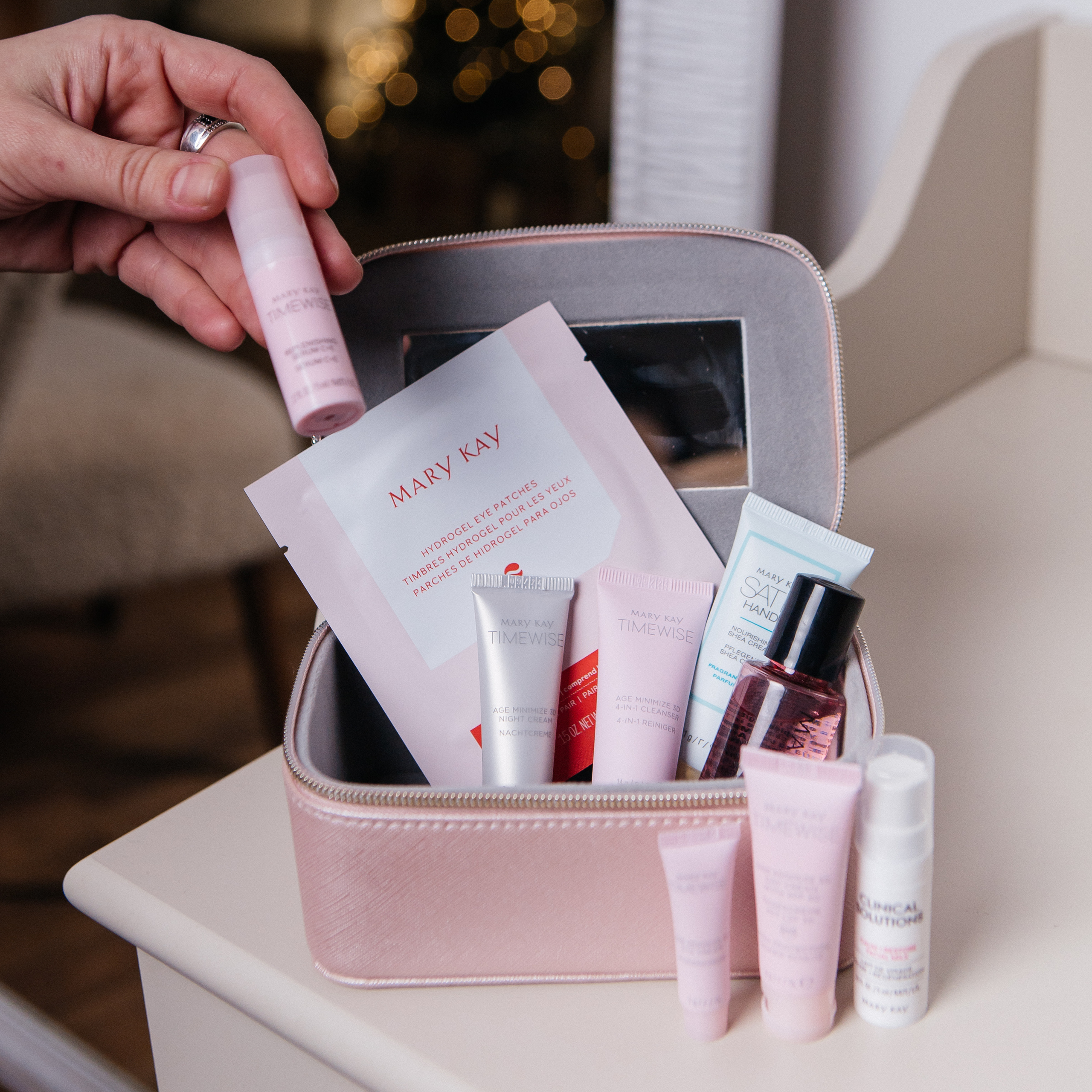 Новогодняя контент-съёмка для Консультантов Mary Kay. Контент-фотограф в Абакане Наталья Нагибина