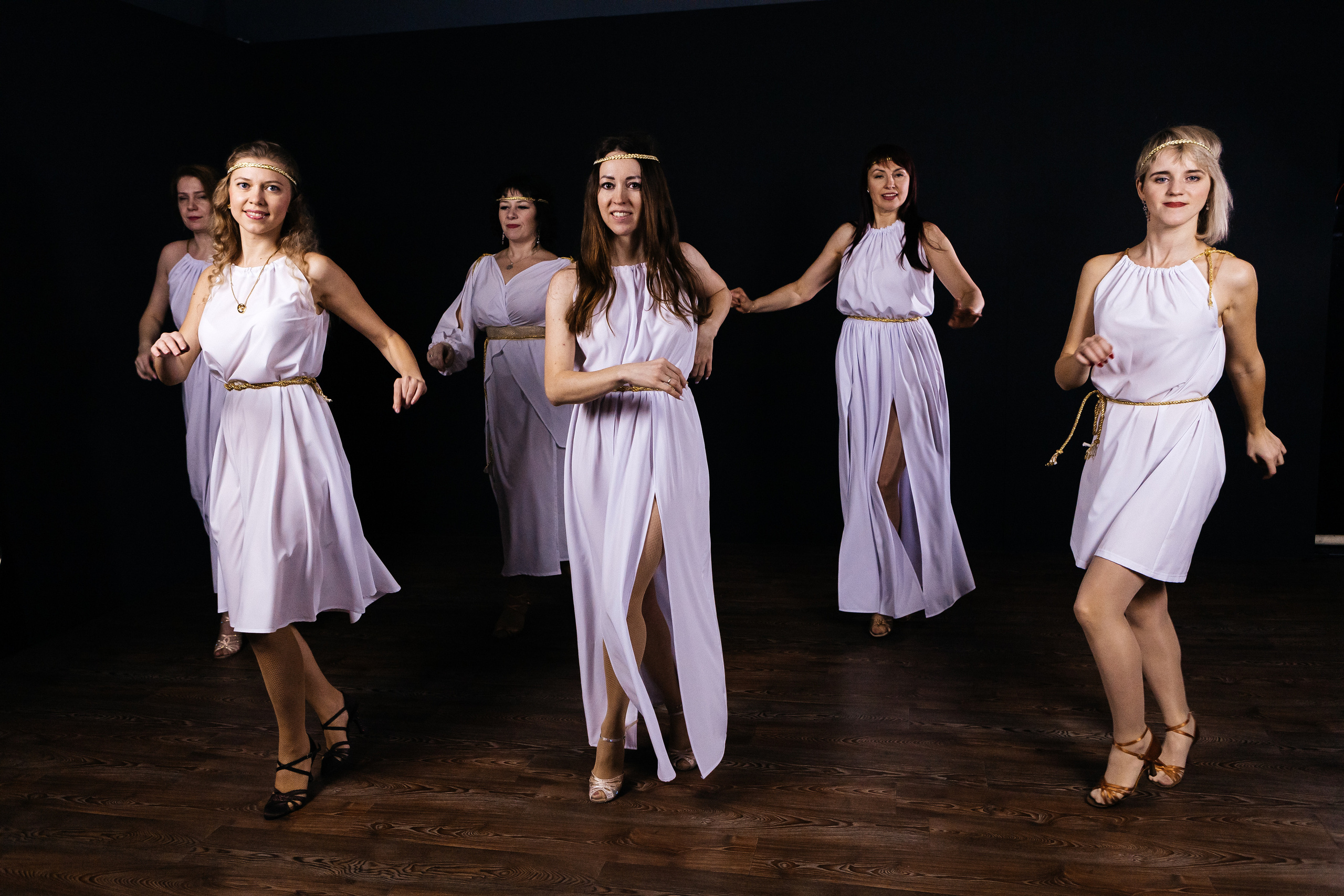 Съёмка танцев (студийная). Контент-фотограф в Абакане Наталья Нагибина