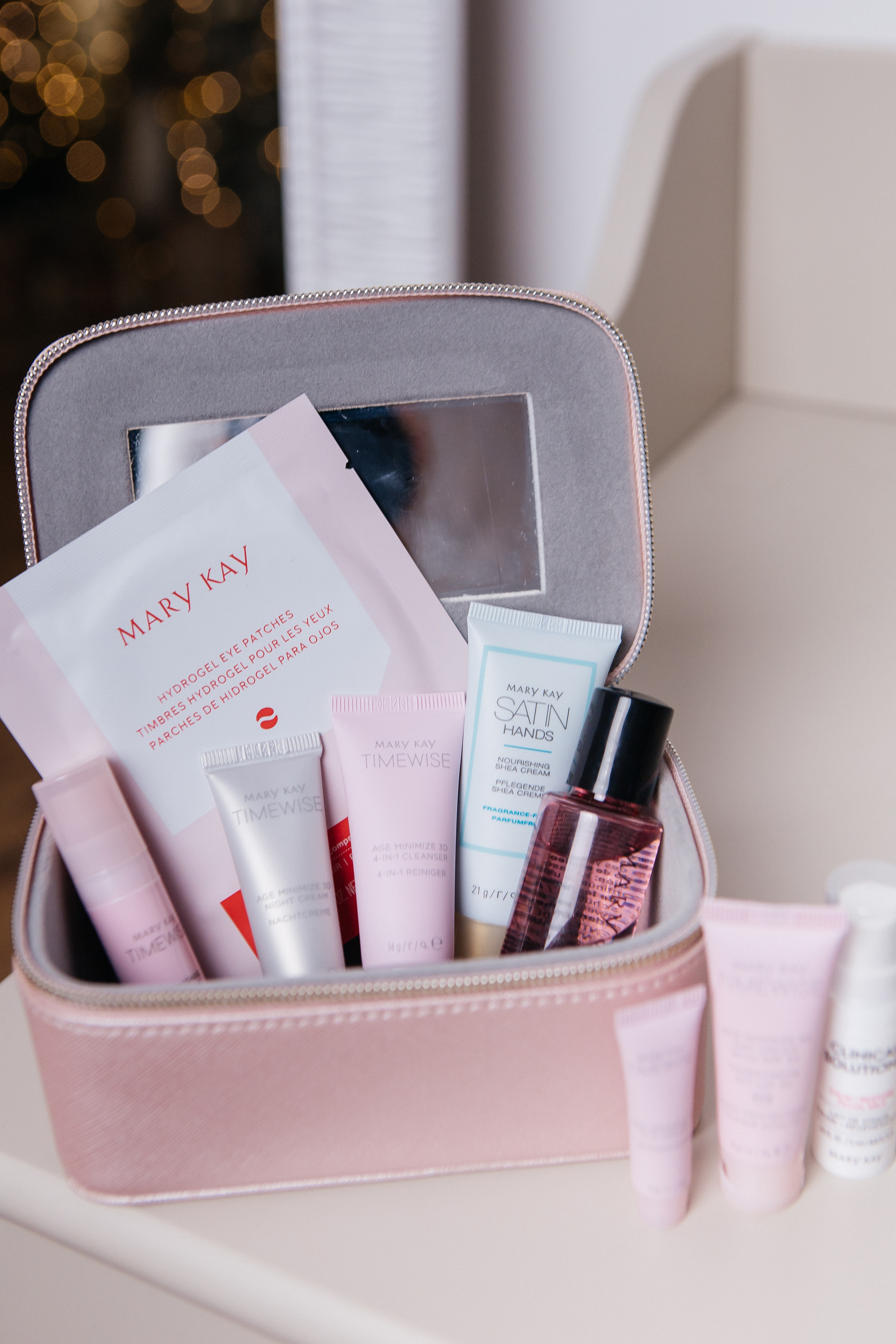 Новогодняя контент-съёмка для Консультантов Mary Kay. Контент-фотограф в Абакане Наталья Нагибина