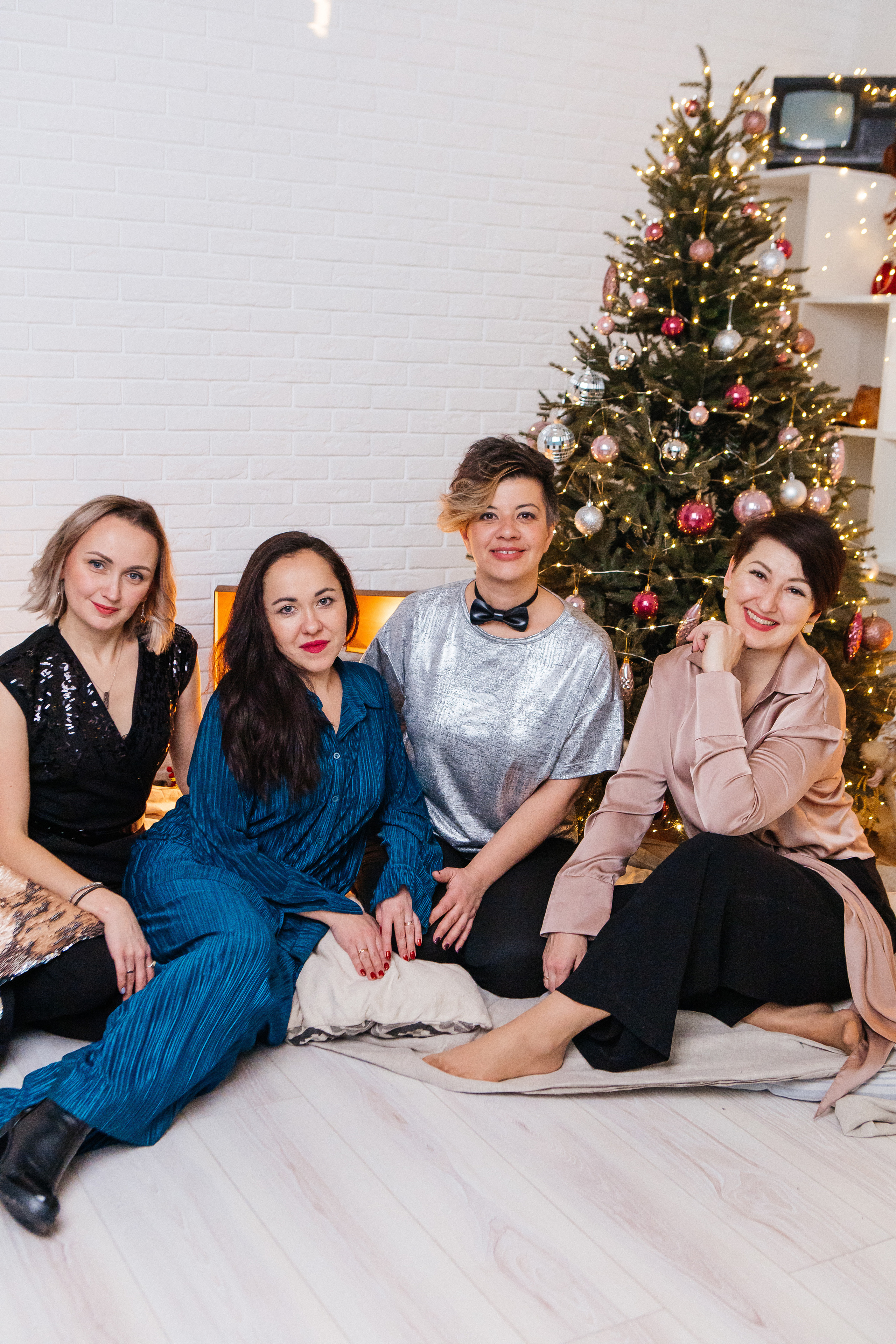 Новогодняя фотосессия для частной школы «Нью Скул». Контент-фотограф в Абакане Наталья Нагибина