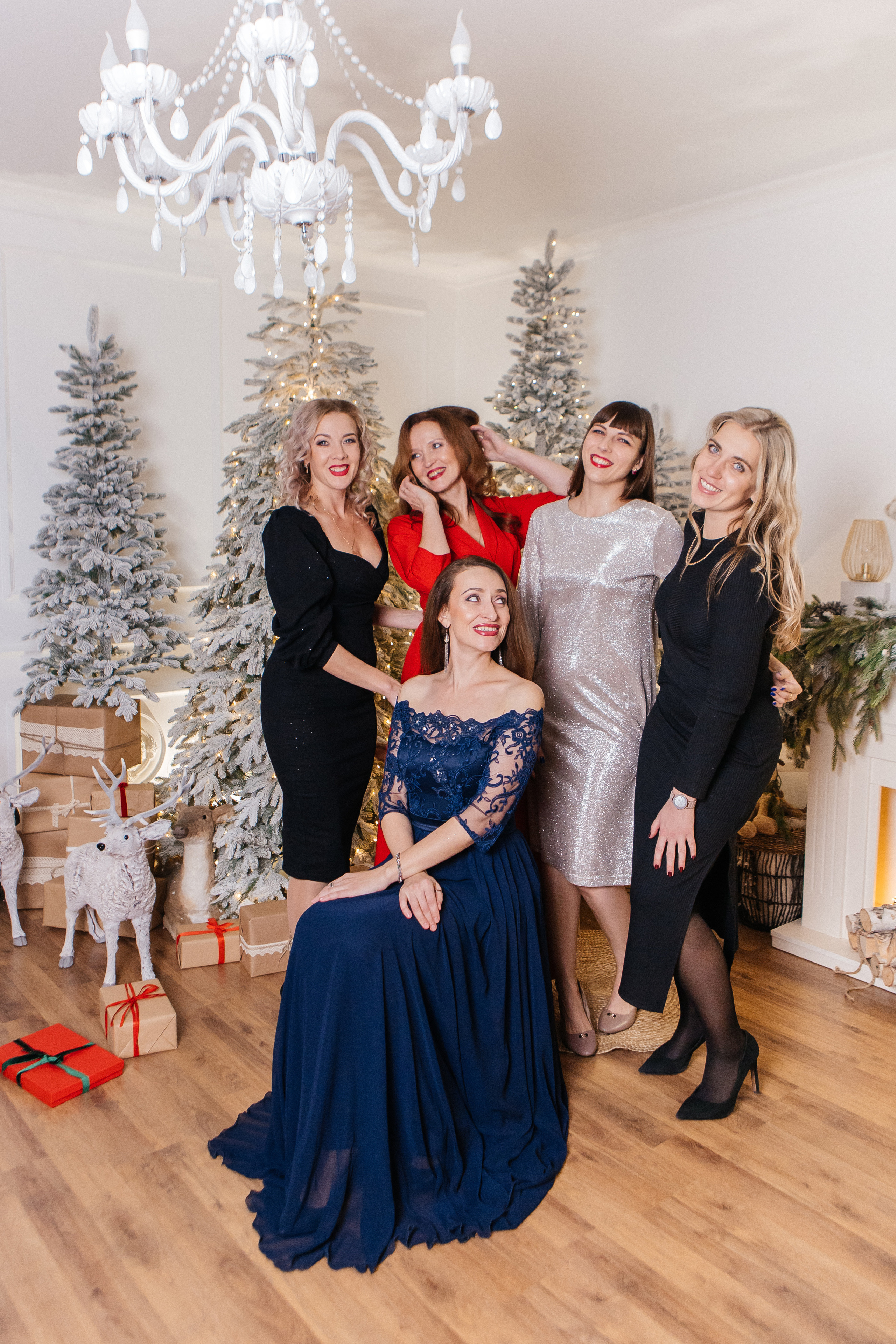 Новогодняя контент-съёмка для Консультантов Mary Kay. Контент-фотограф в Абакане Наталья Нагибина