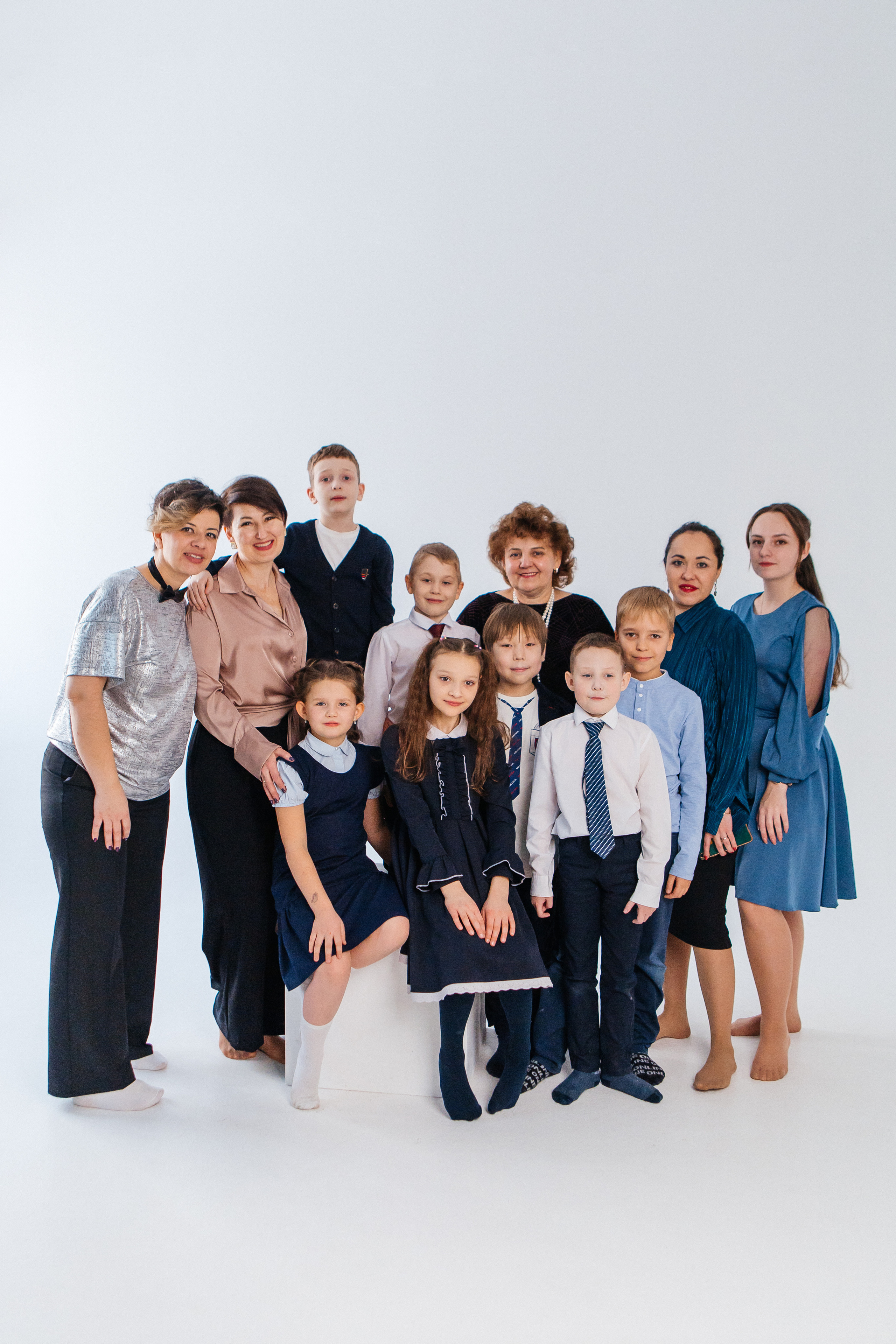 Новогодняя фотосессия для частной школы «Нью Скул». Контент-фотограф в Абакане Наталья Нагибина