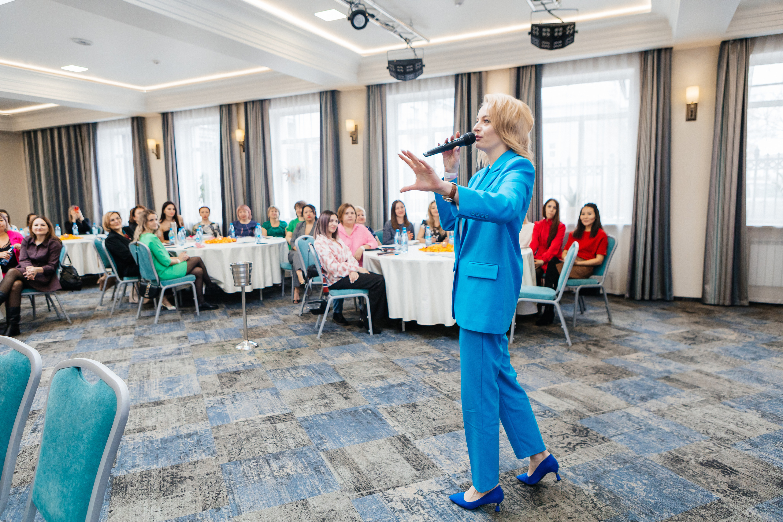 Женский форум 2023. Контент-фотограф в Абакане Наталья Нагибина