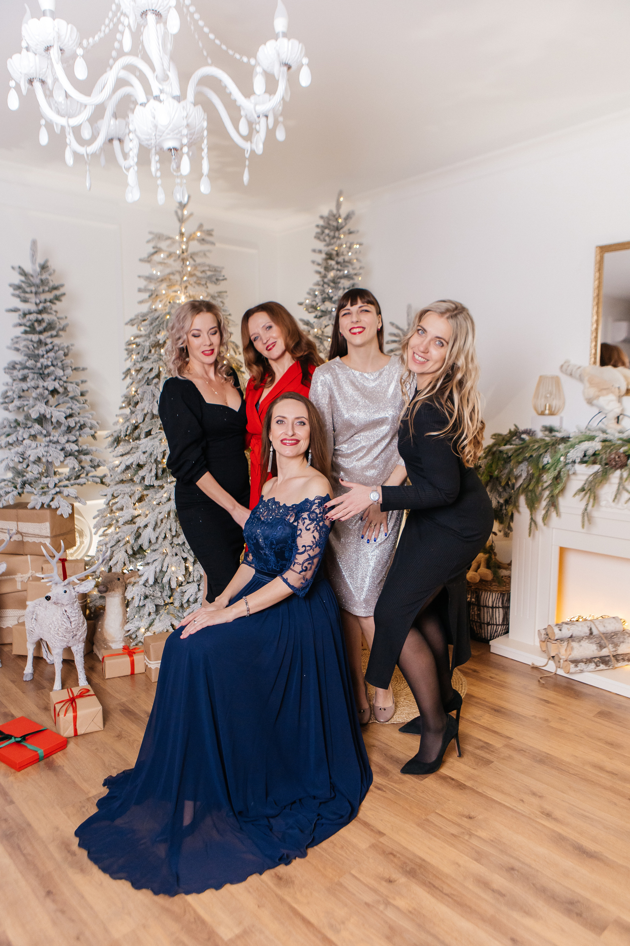 Новогодняя контент-съёмка для Консультантов Mary Kay. Контент-фотограф в Абакане Наталья Нагибина