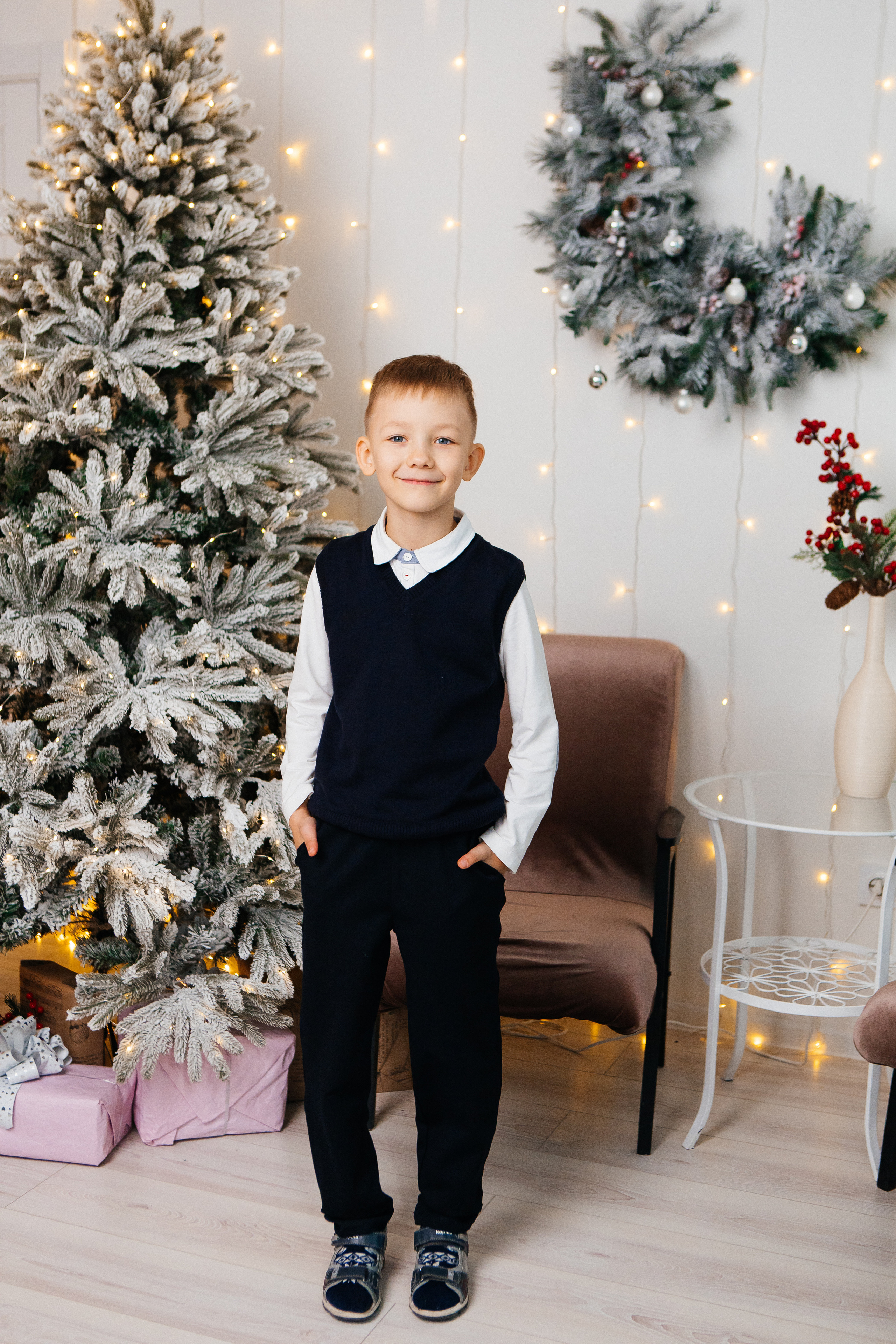 Новогодняя фотосессия для частной школы «Нью Скул». Контент-фотограф в Абакане Наталья Нагибина