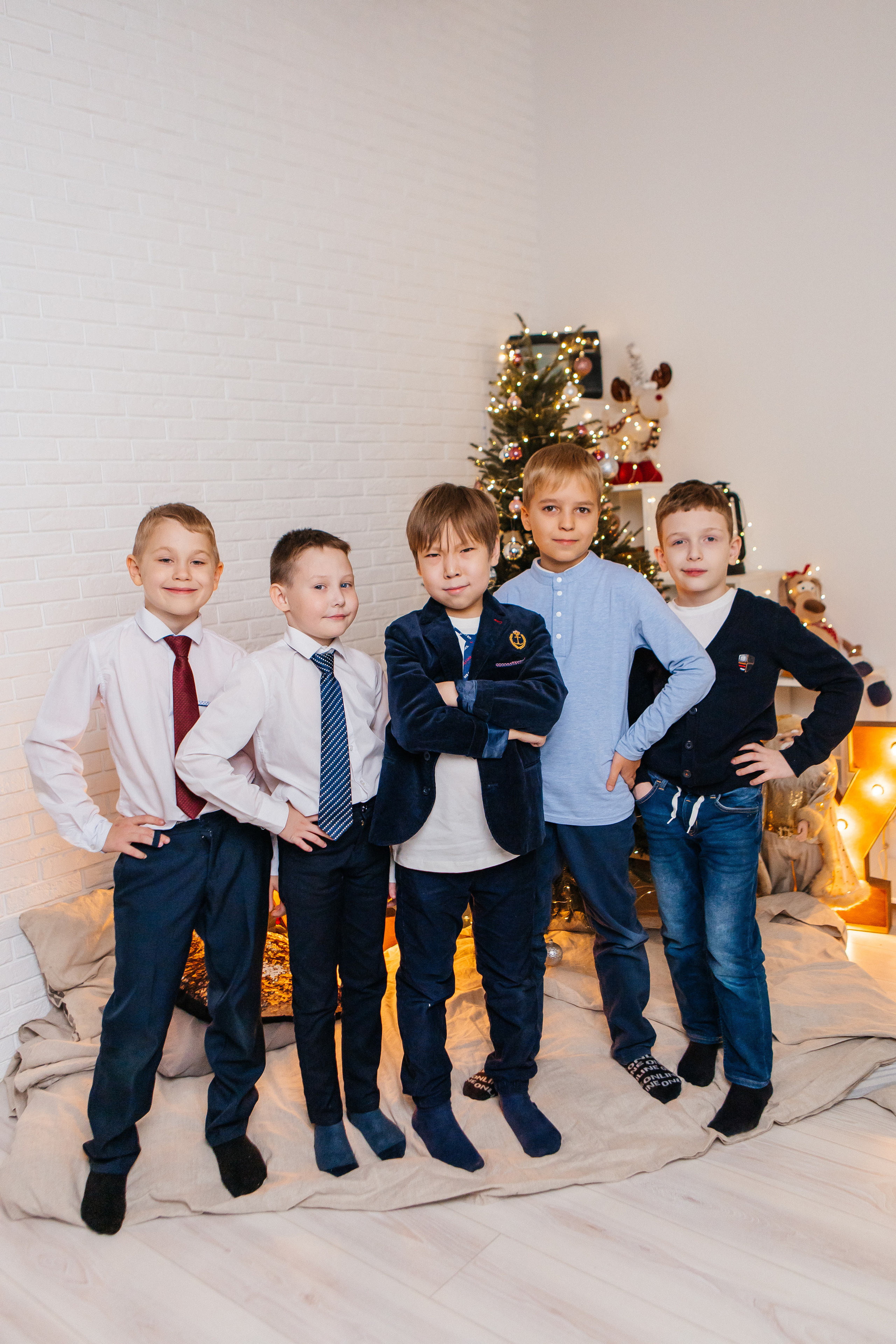 Новогодняя фотосессия для частной школы «Нью Скул». Контент-фотограф в Абакане Наталья Нагибина