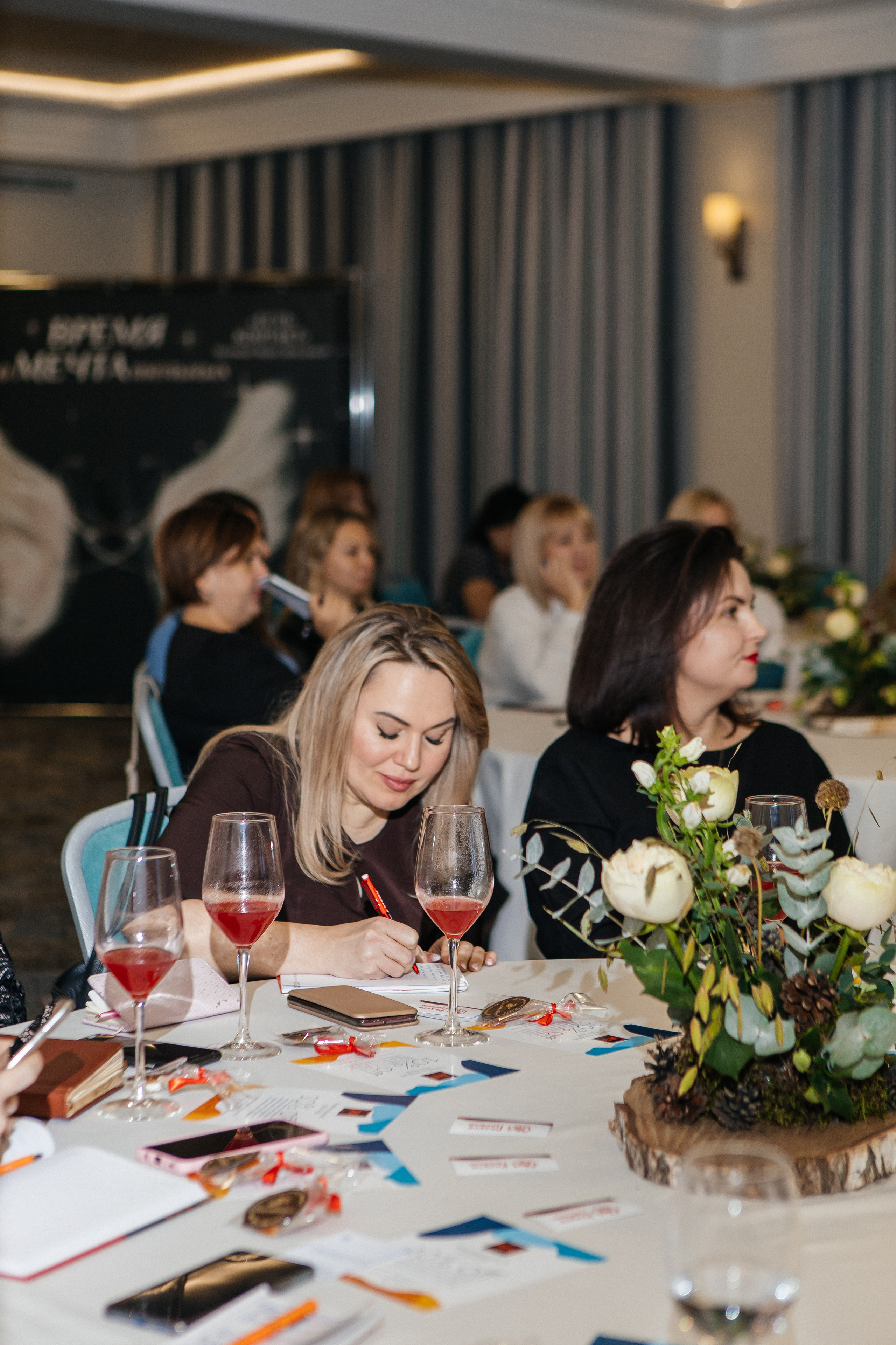 «Время заМЕЧТАтельных» репортажная съёмка для Ксении Брем. Контент-фотограф в Абакане Наталья Нагибина