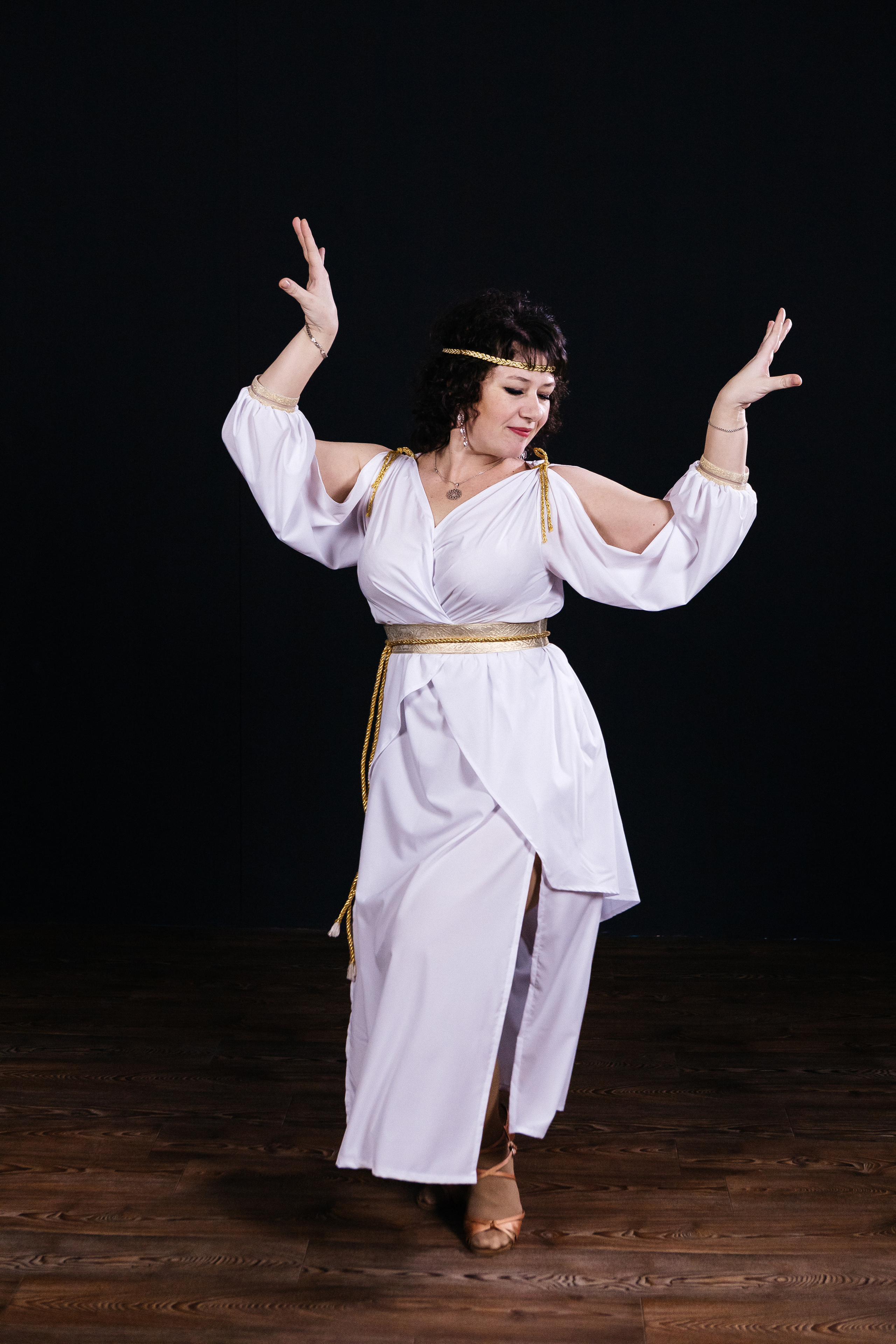 Съёмка танцев (студийная). Контент-фотограф в Абакане Наталья Нагибина