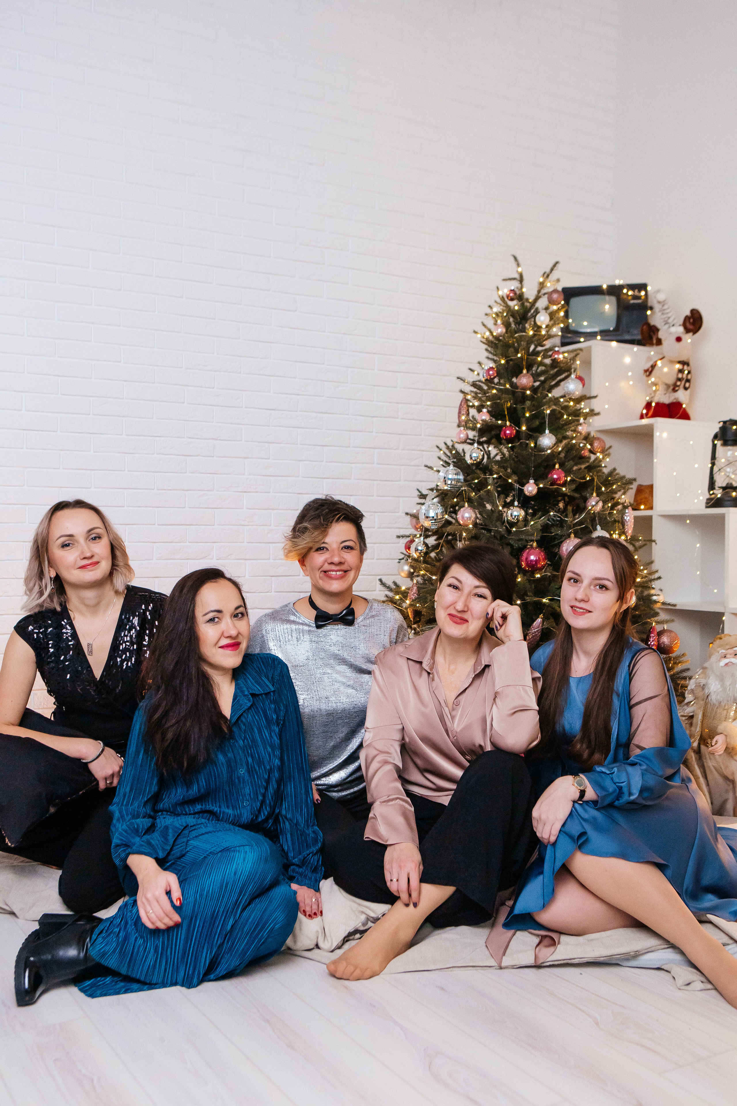 Новогодняя фотосессия для частной школы «Нью Скул». Контент-фотограф в Абакане Наталья Нагибина