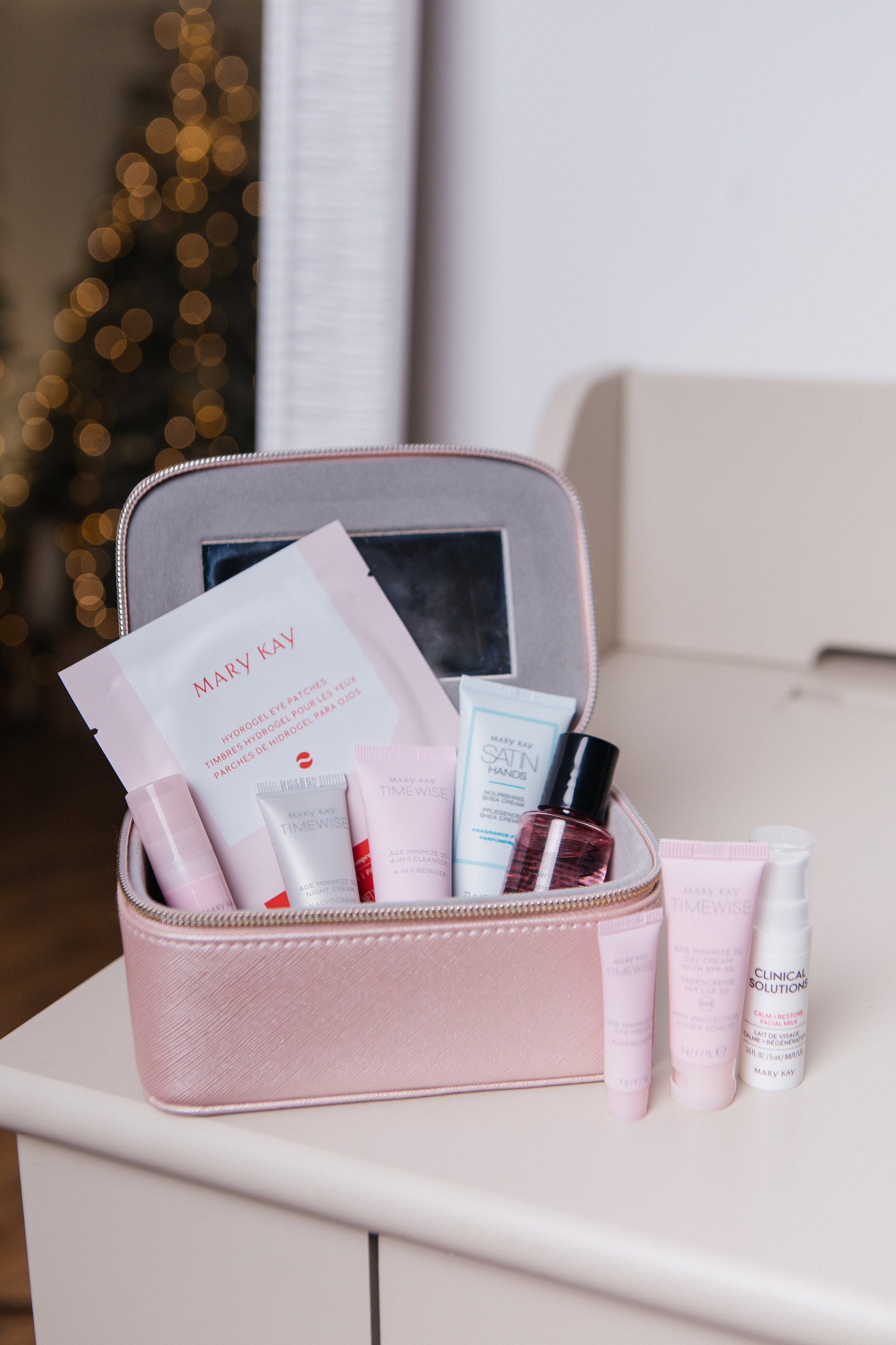 Новогодняя контент-съёмка для Консультантов Mary Kay. Контент-фотограф в Абакане Наталья Нагибина
