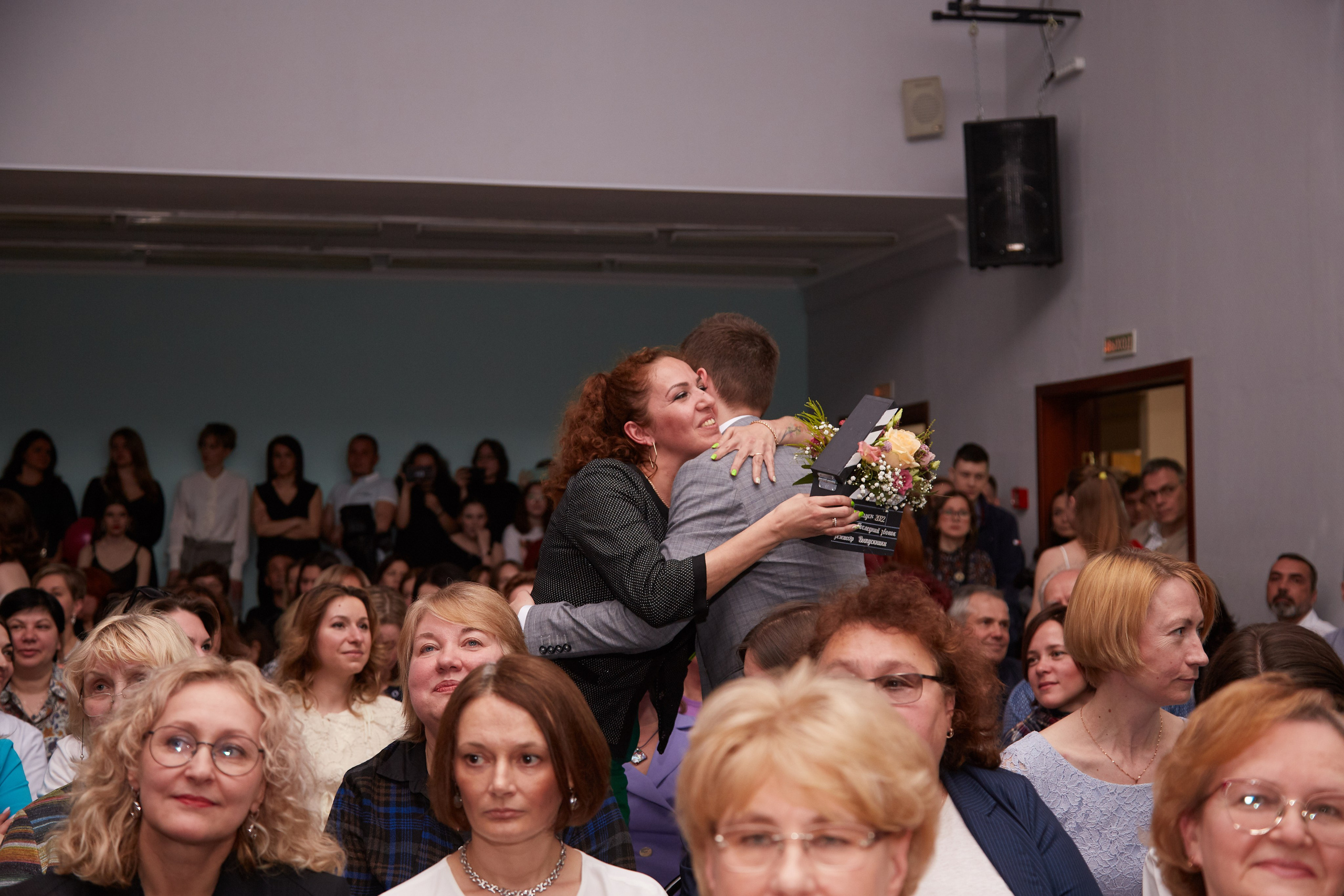 Последний звонок. Фотограф Савченко Люба. Москва