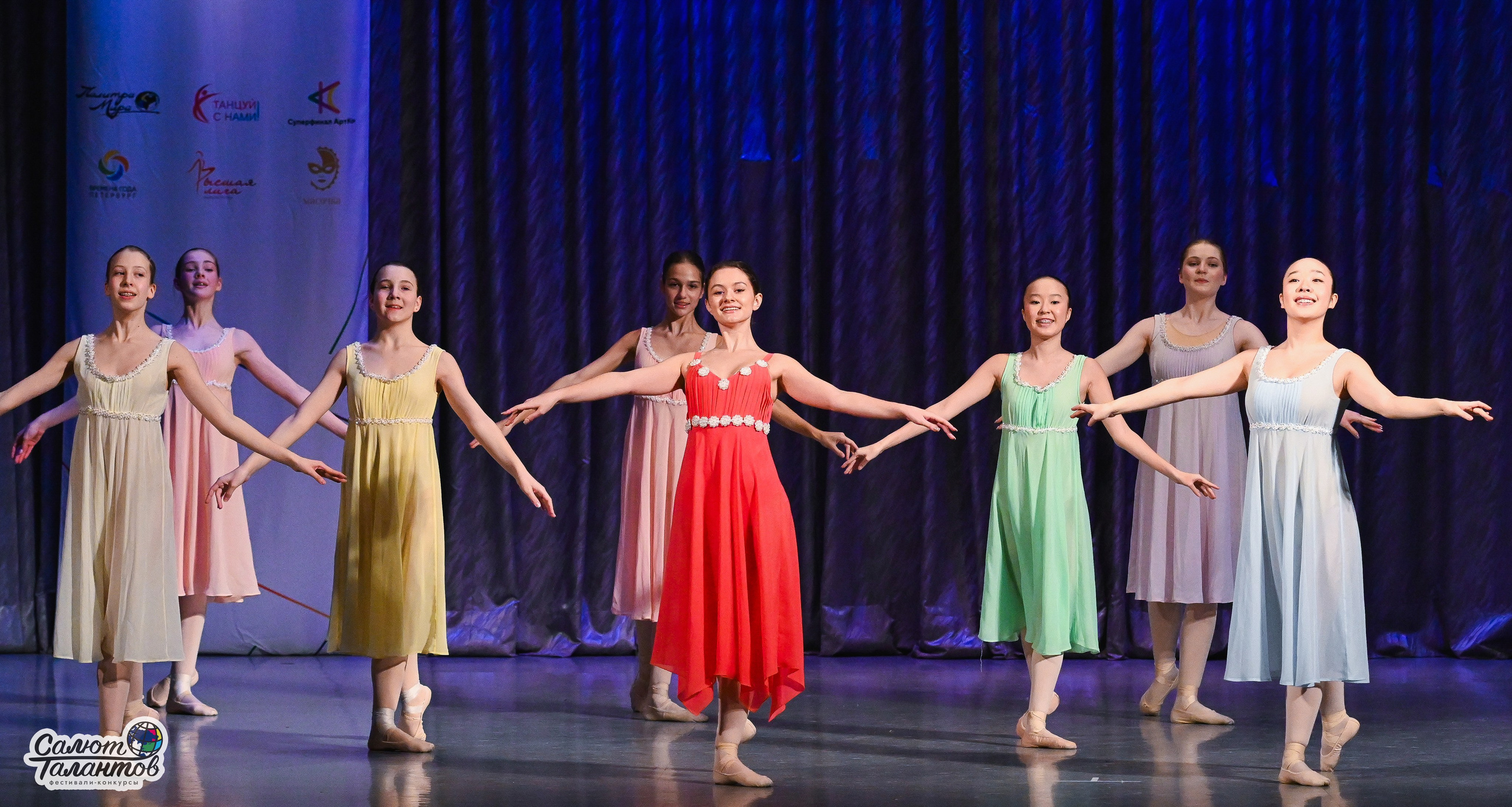 08.01.2026 «Салют Талантов» 8-й фестиваль-конкурс «Снегурочка встречает таланты» г. Ярославль. Медиастудия Фото Концепт