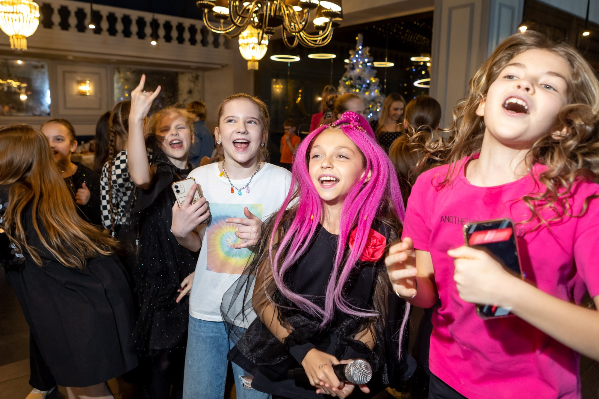 День Рождения в ресторане Космос. Фотограф в Оренбурге. Профессиональный фотограф