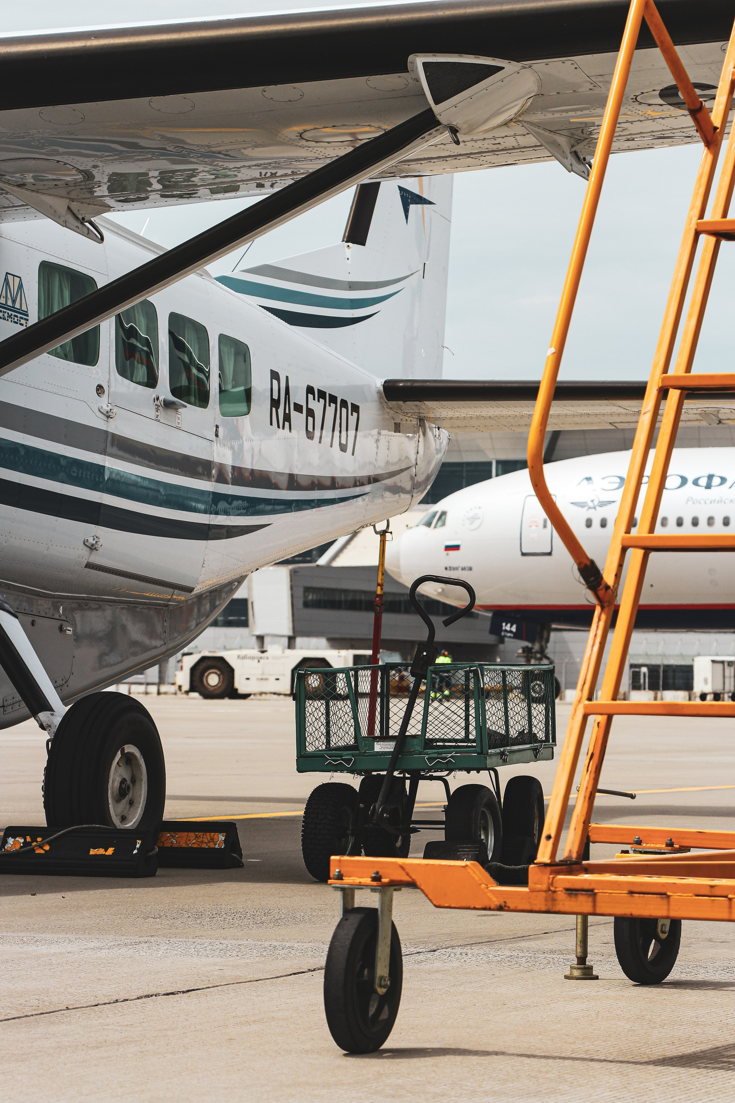 Споттинг аэропорт Хабаровска. Алиса Томшина — Фотограф / Видеограф