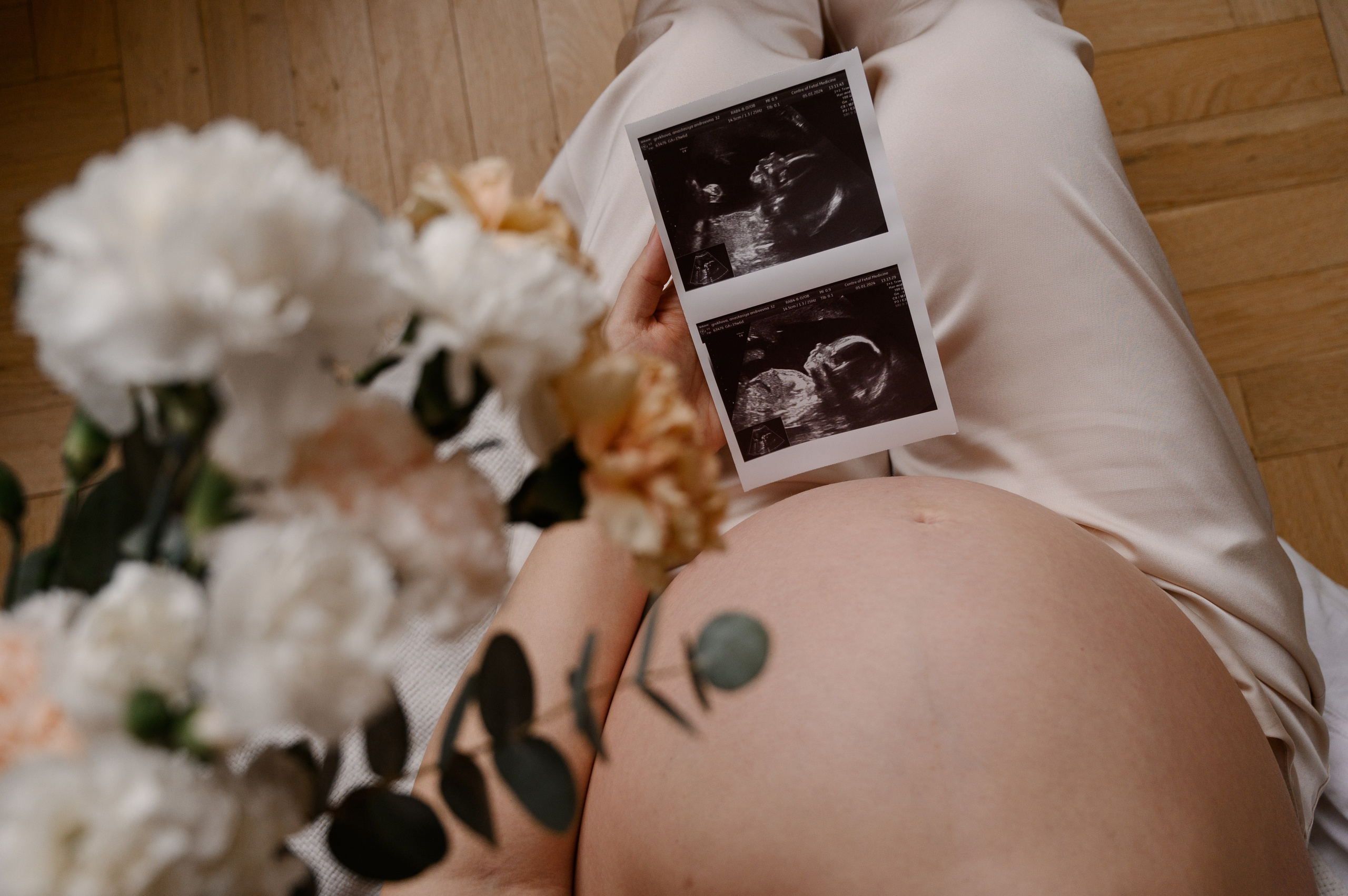 Профессиональный семейный и беременный фотограф в Санкт-Петербурге — Маргарита Иванова. Индивидуальные фотосессии под ключ: от образа до гот. Профессиональный фотограф беременности в СПБ. Стильные фотосессии беременности в стиле минимализм и классическая фотография