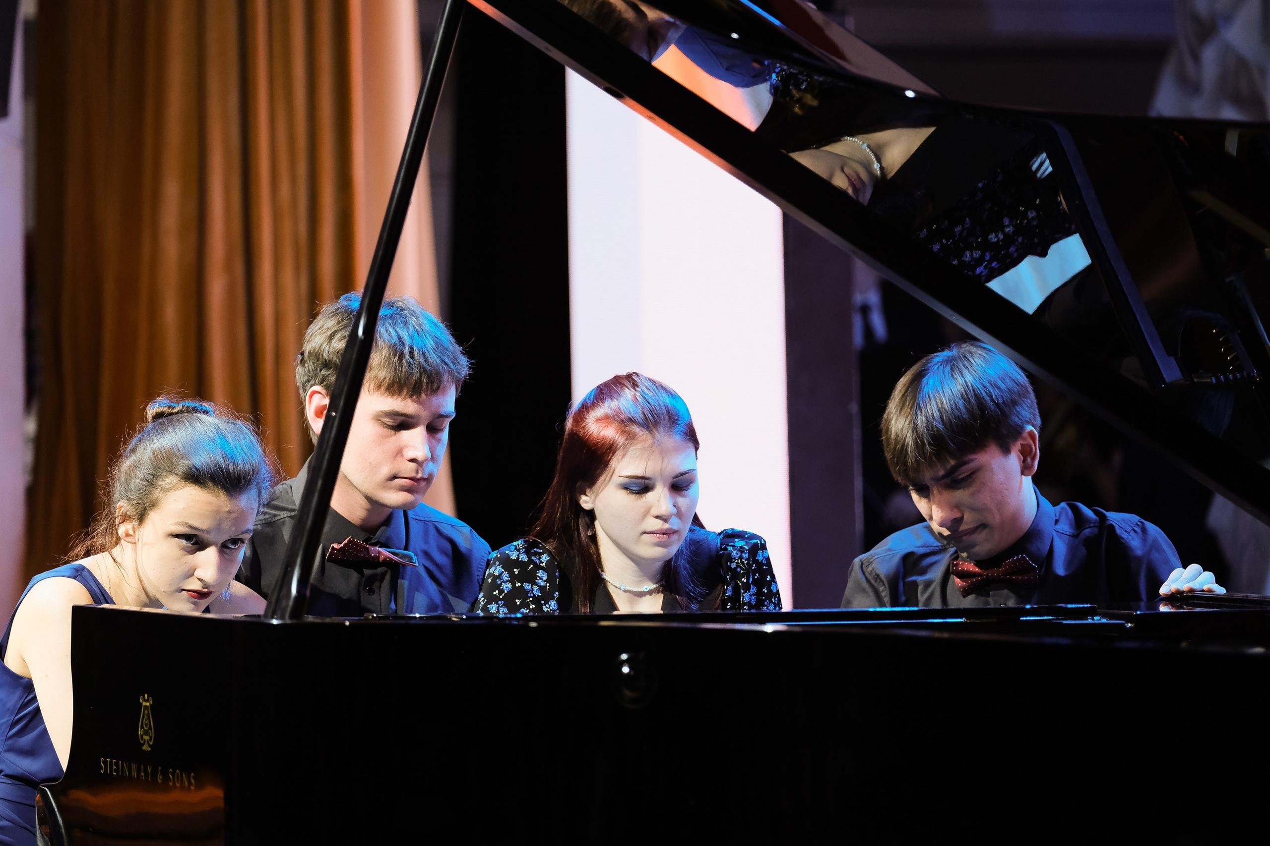 Муз колледж. Фотограф Анатолий Деникин