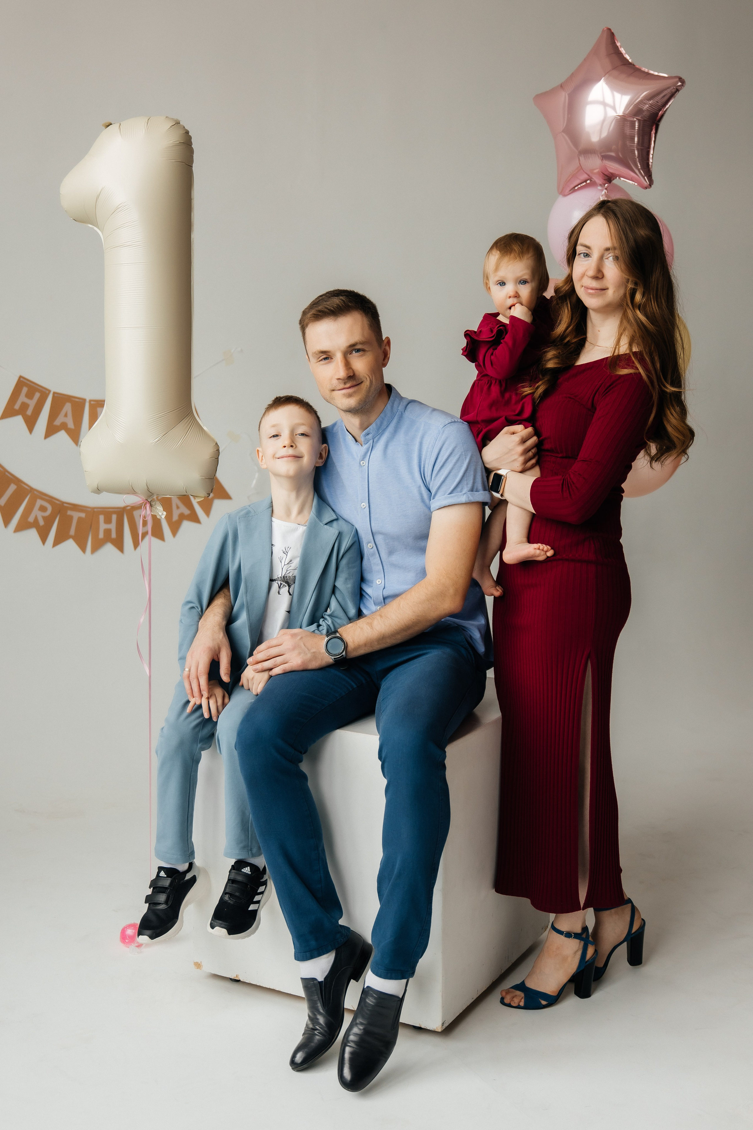 Дашеньке 1 годик. Профессиональный фотограф Кристина Искусных. Талдом- Москва