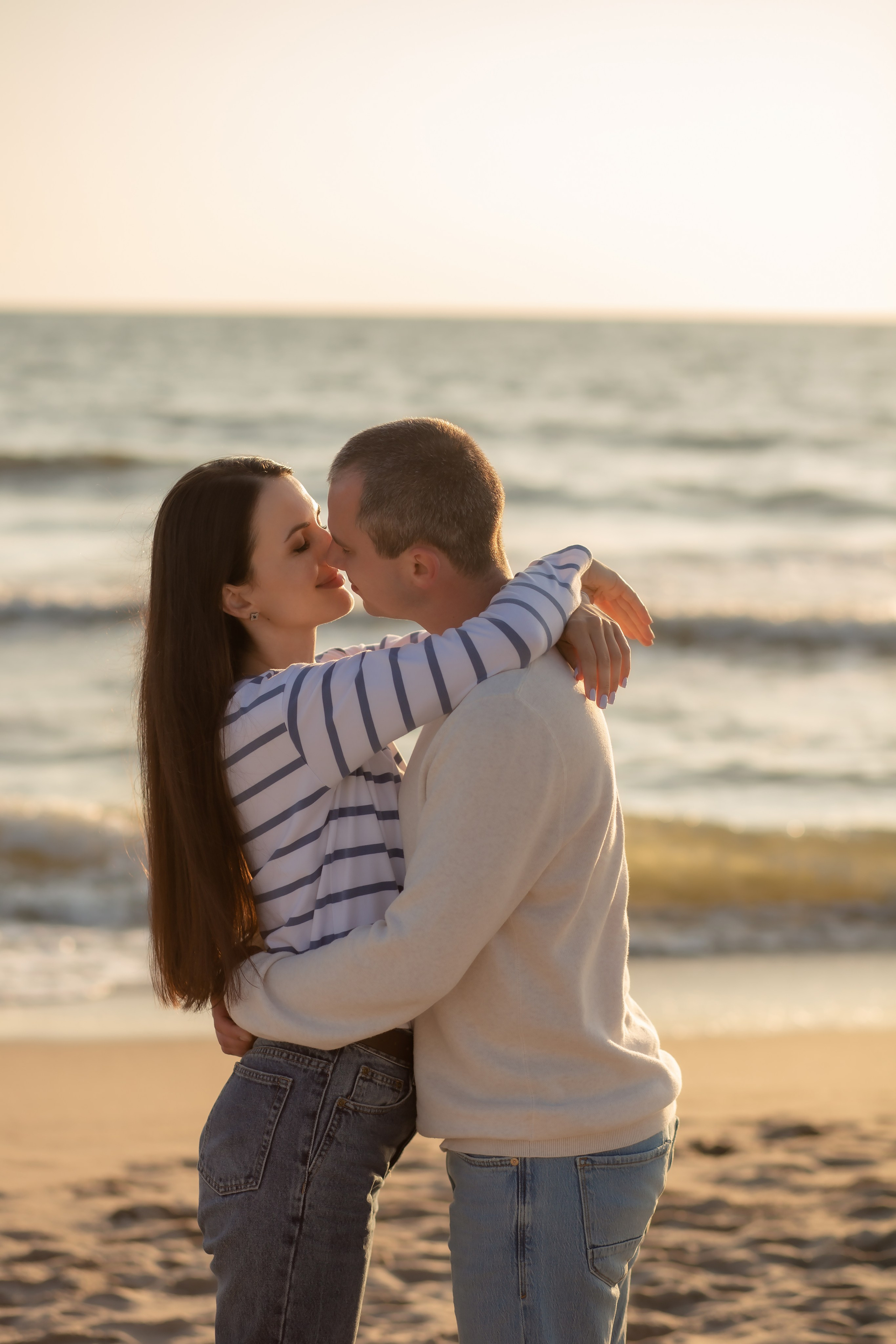Павел и Татьяна. Закат в Янтарном. Фотограф в Калининграде Решетникова Алина