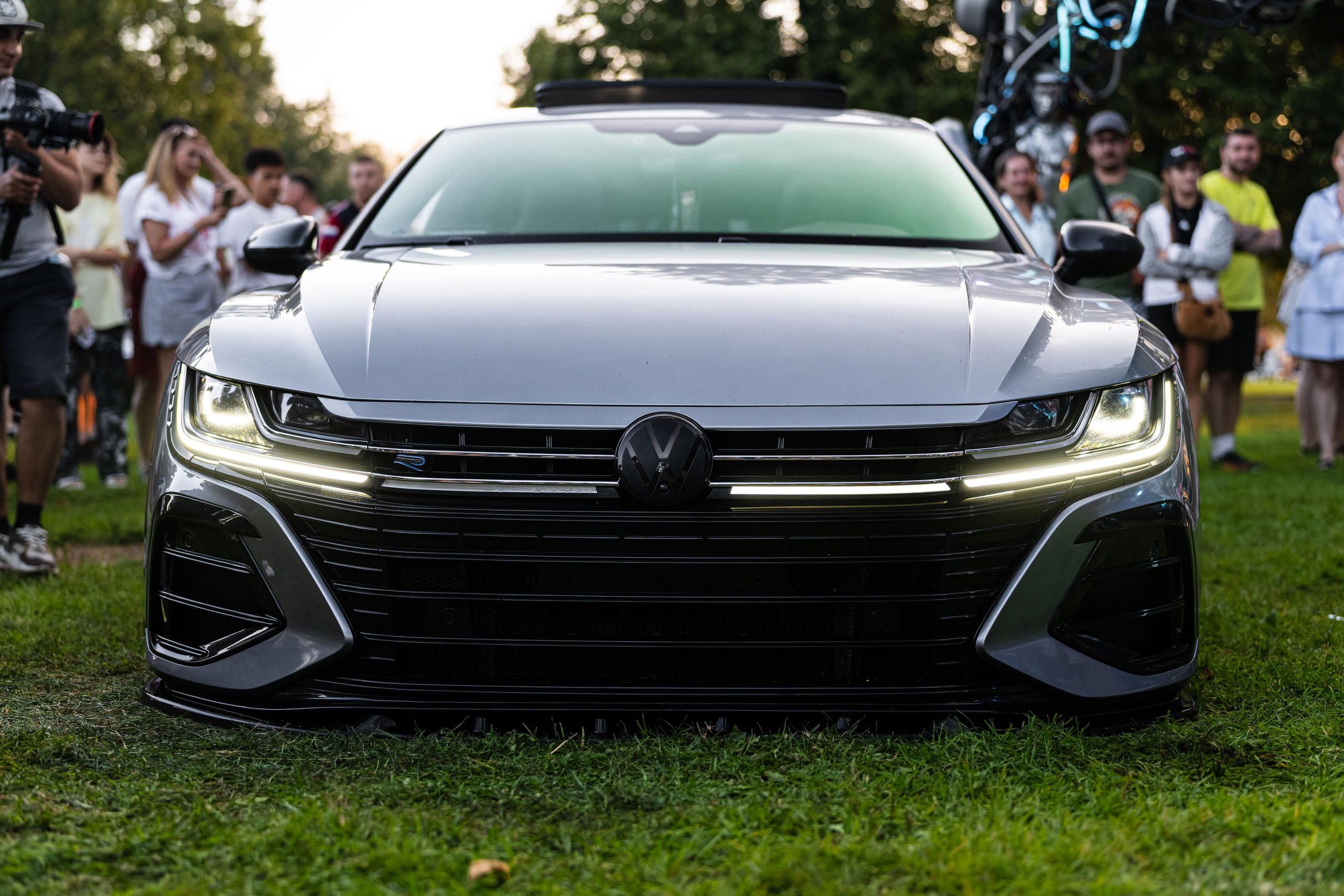 Tuning Open Fest 2025. Авто и мотоспорт — фотограф Антон Медведев iCoguar