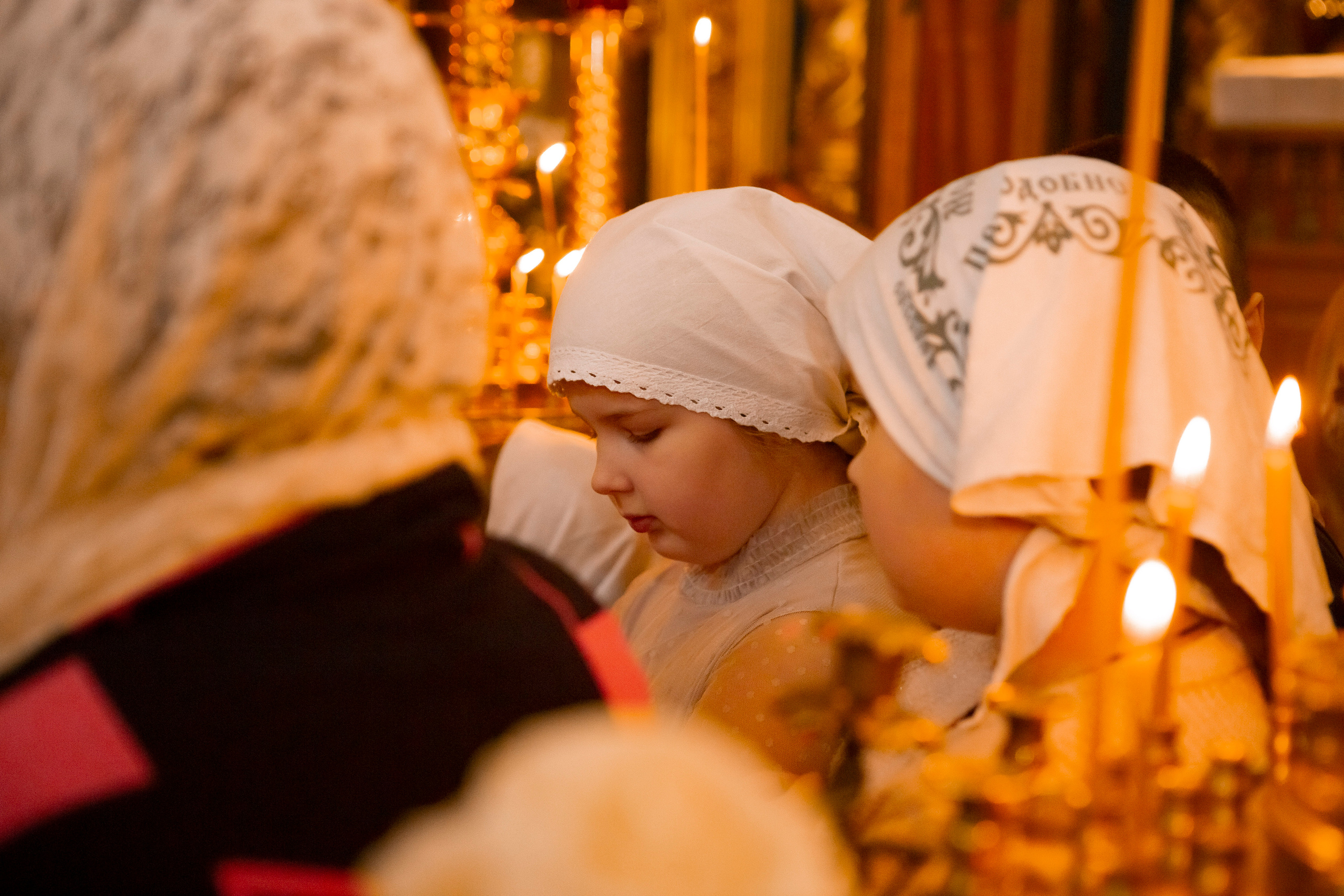 Служба в храме Благовещения в Павловской Слободе. Фотограф на крестины