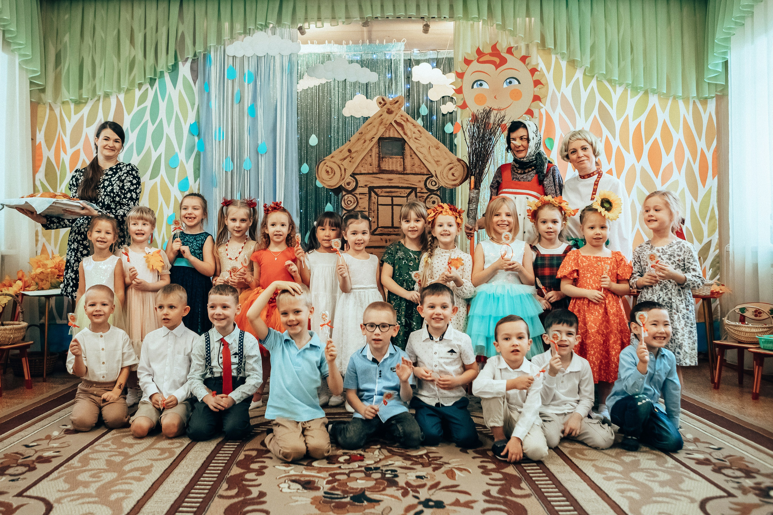 Утренник «Праздник осени». Семейный и детский фотограф в г. Новосибирске Макеева Анастасия