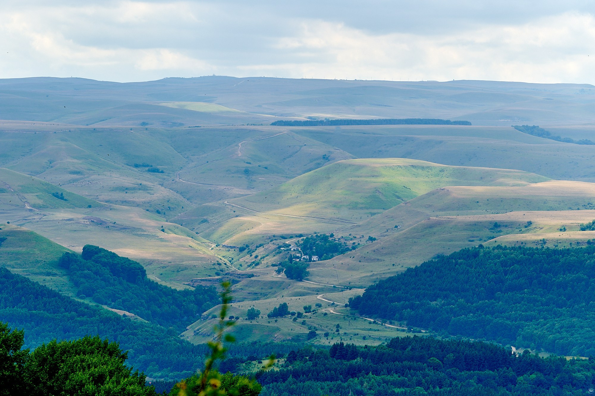 Кисловодск, Россия. Август 2024. Фотографии отовсюду и обо всем