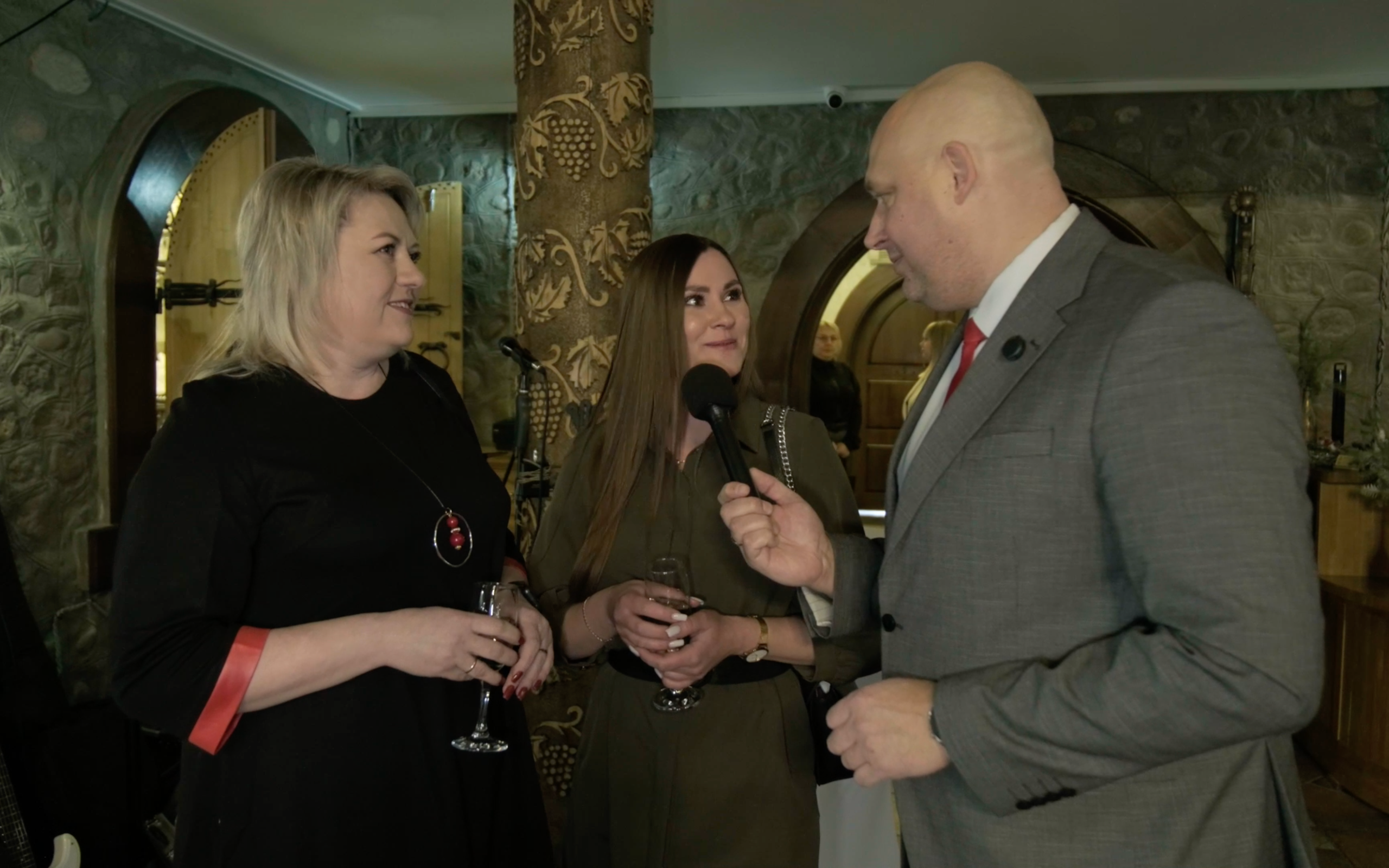 Юмористическое интервью ЕВРООПТ. Репортажный видеограф Илья Сухоносиик