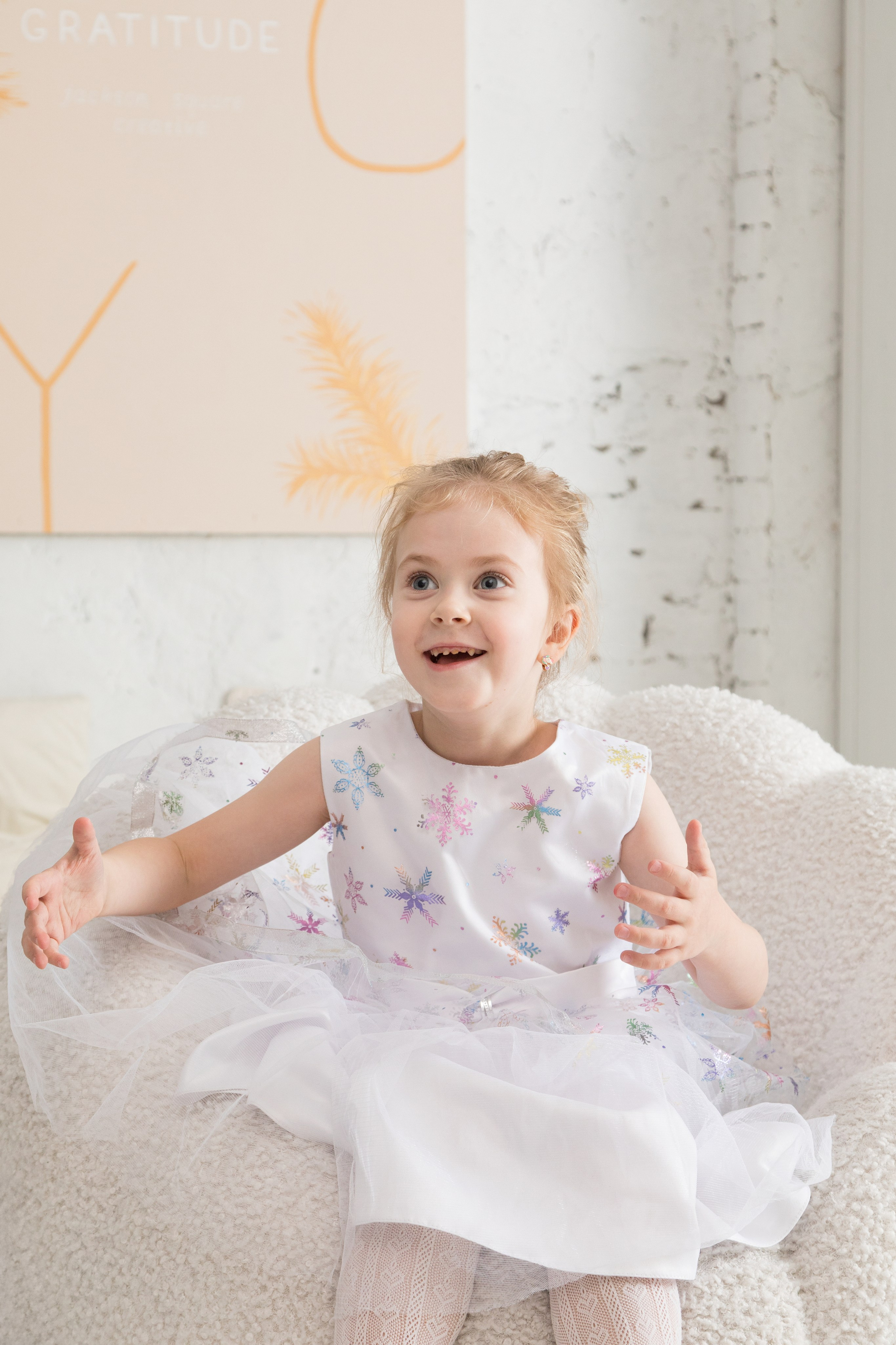 Семейная новогодняя съёмка в фотостудии Daily. Детский и контент фотограф Надя Волкова Санкт-Петербург