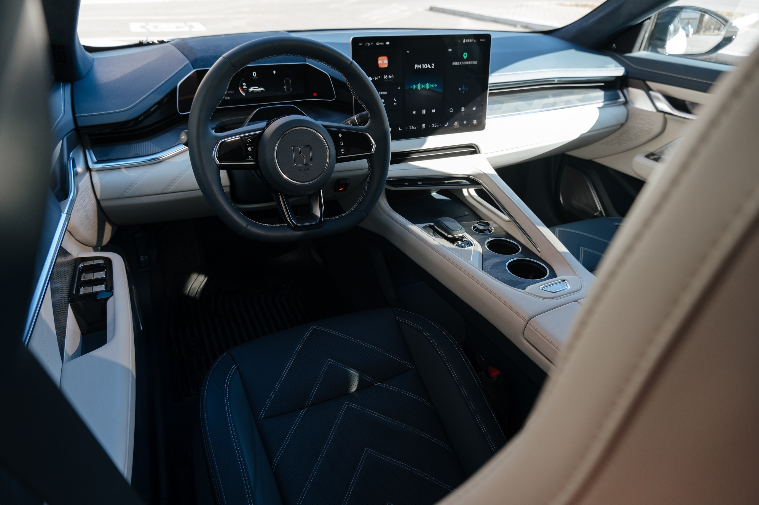 ZEEKR 001. Фуд и предметный фотограф Виталий Морозов г. Москва