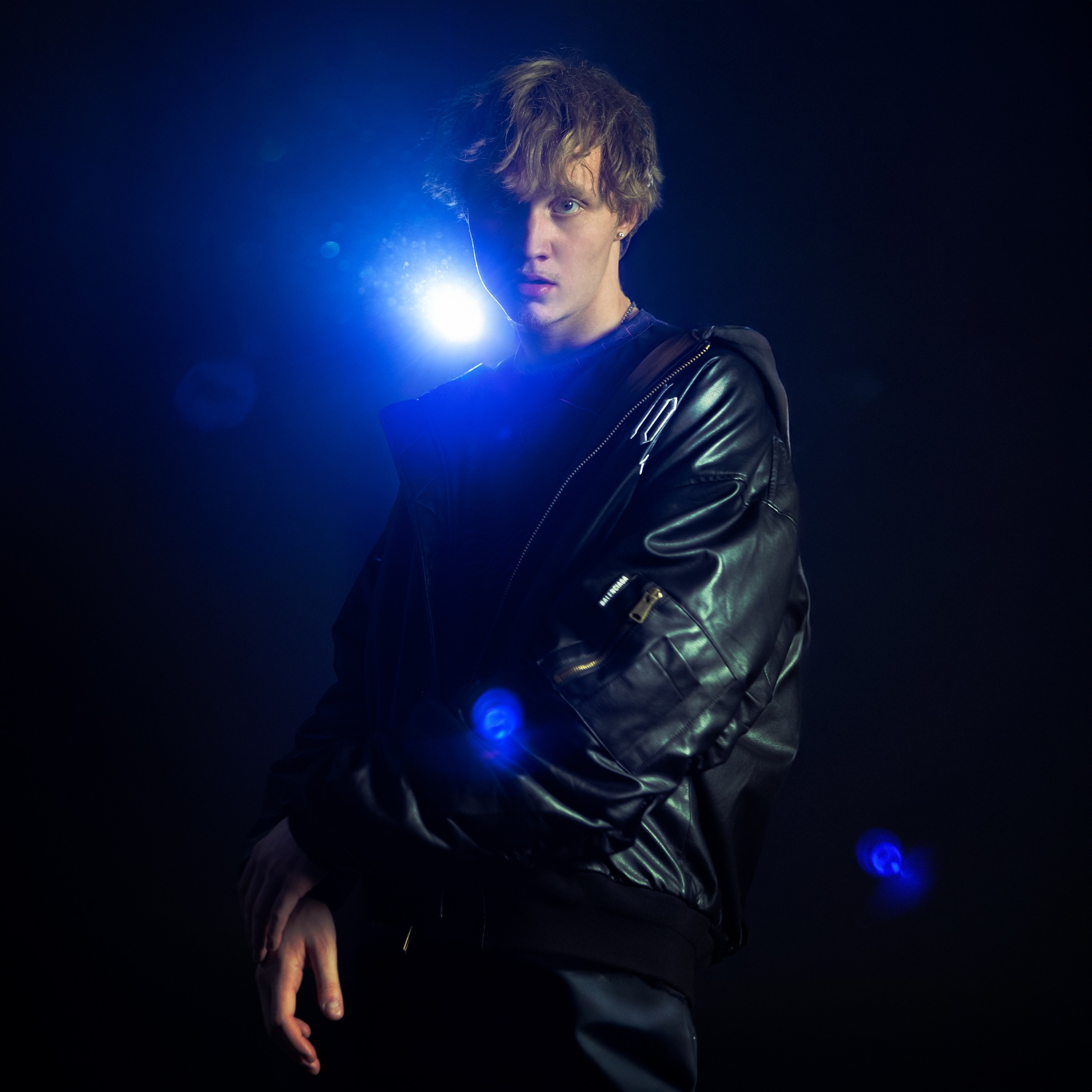 Свободная галлерея. Xstazia — музыкальные обложки, арт-дирекшн, режиссура и креативное продюссирование