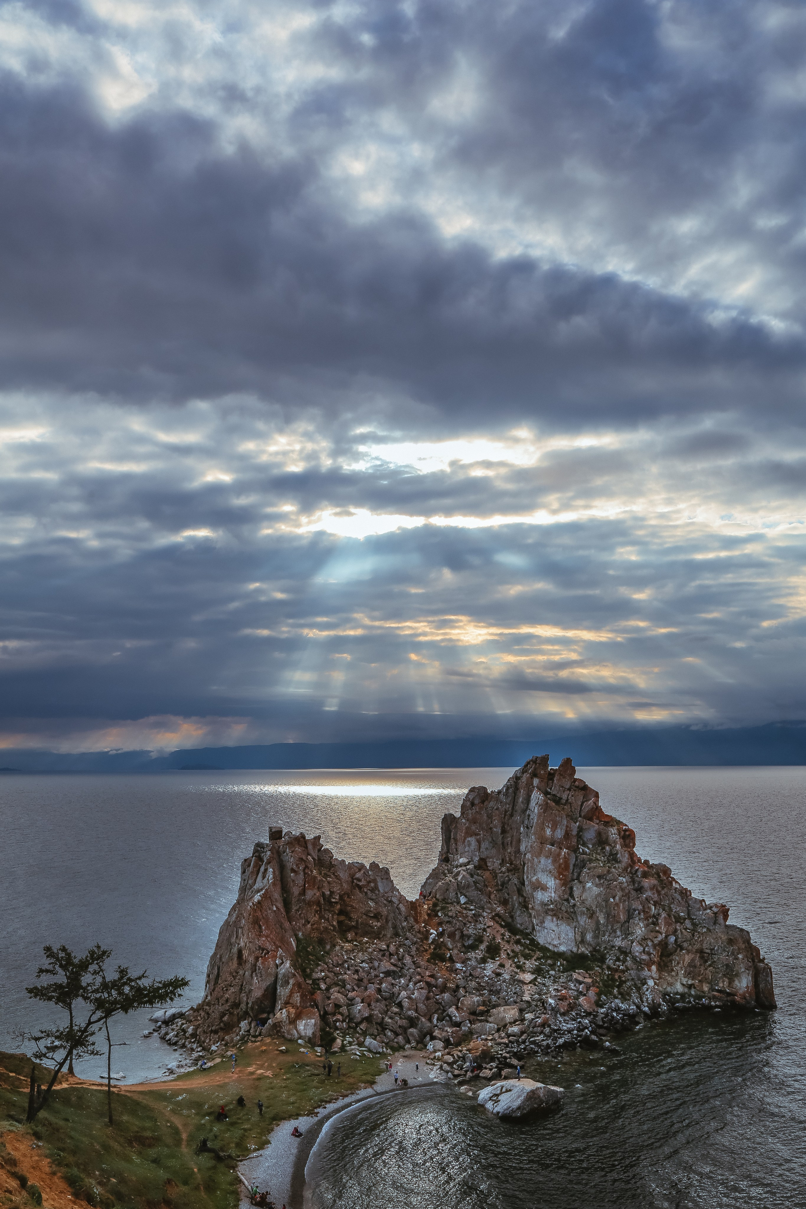 Байкал летний: легенды и святыни. Дарья Письменюк / Darya Leitstern — фотограф, музыкант, журналист, путешественник