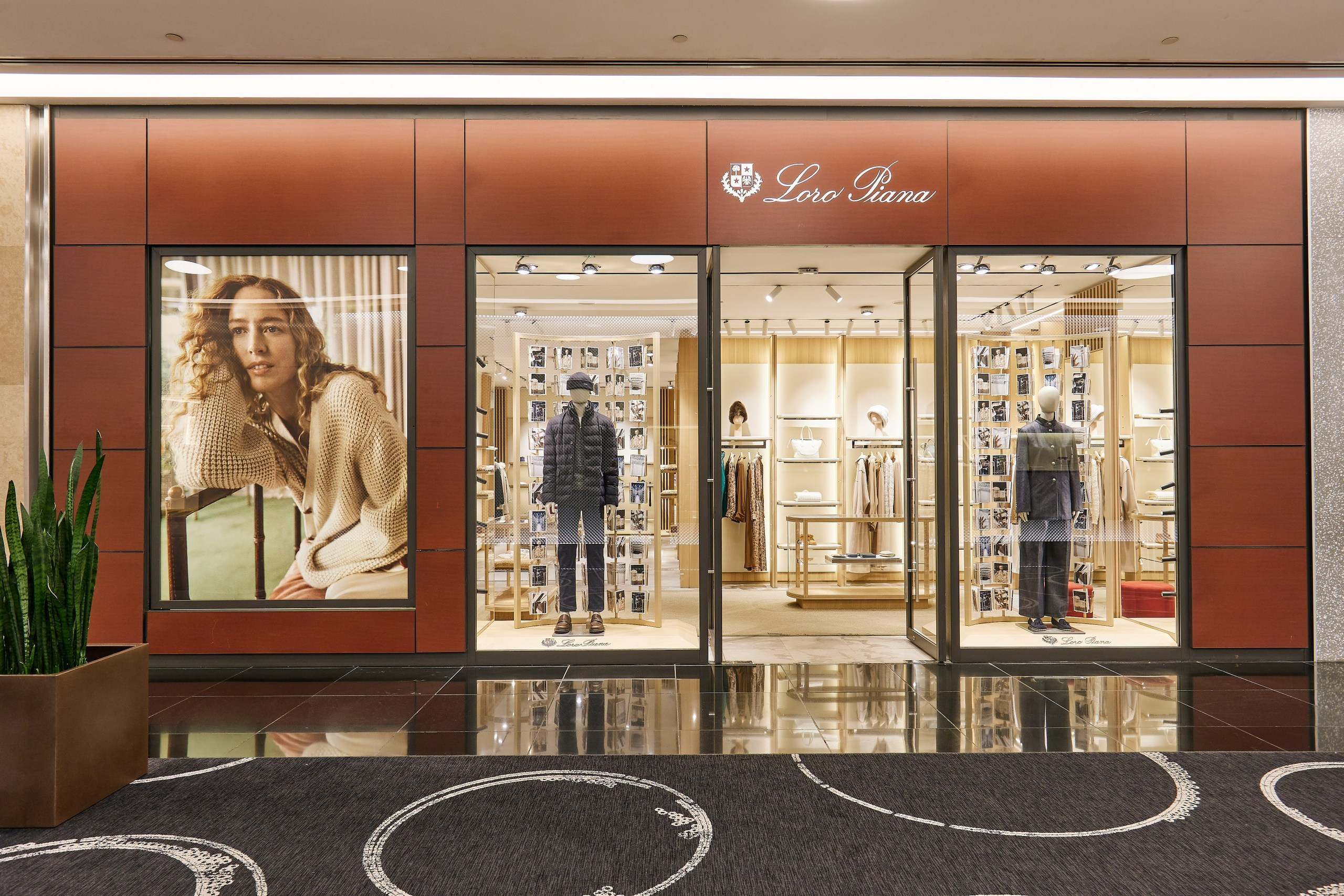 Интерьер. Fashion and advertising photographer