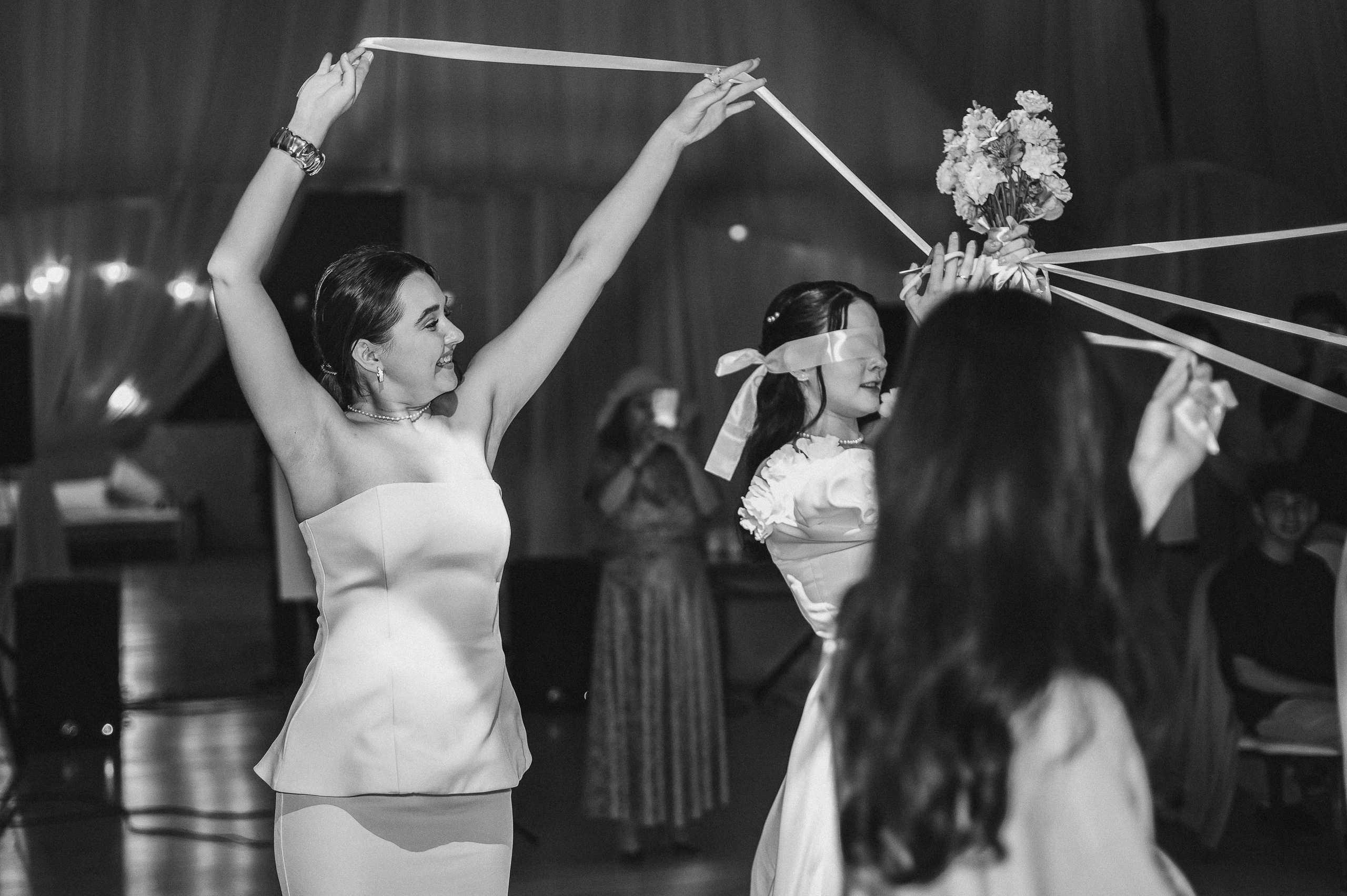 Одним солнечным днем на берегу реки. Евгений Нисковских — свадебный и репортажный фотограф в Тюмени