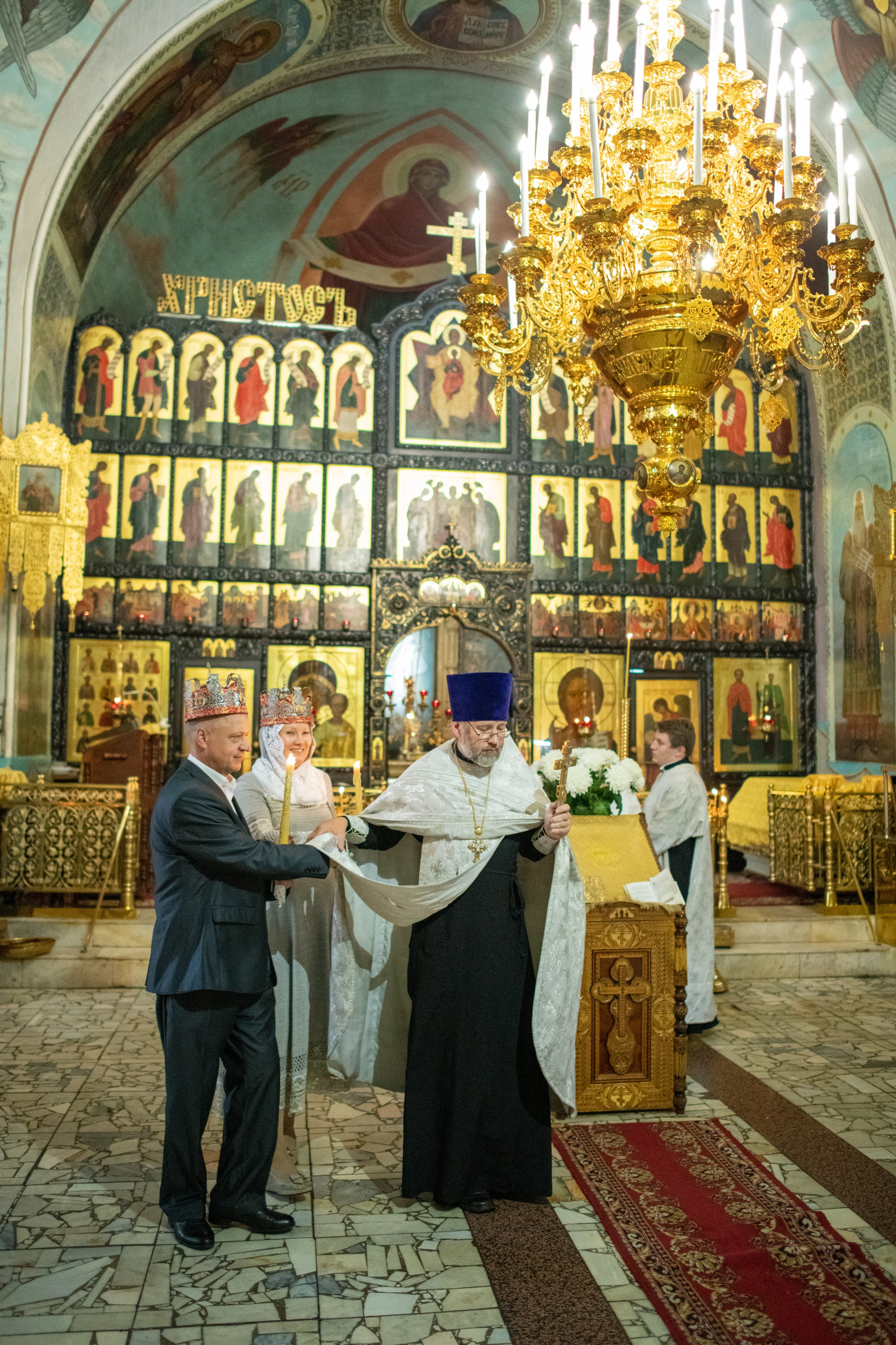 Венчание Натальи и Виктора в Храме Адриана и Натальи в Бабушкине. Фотограф Крещения и Венчания в Москве и МО