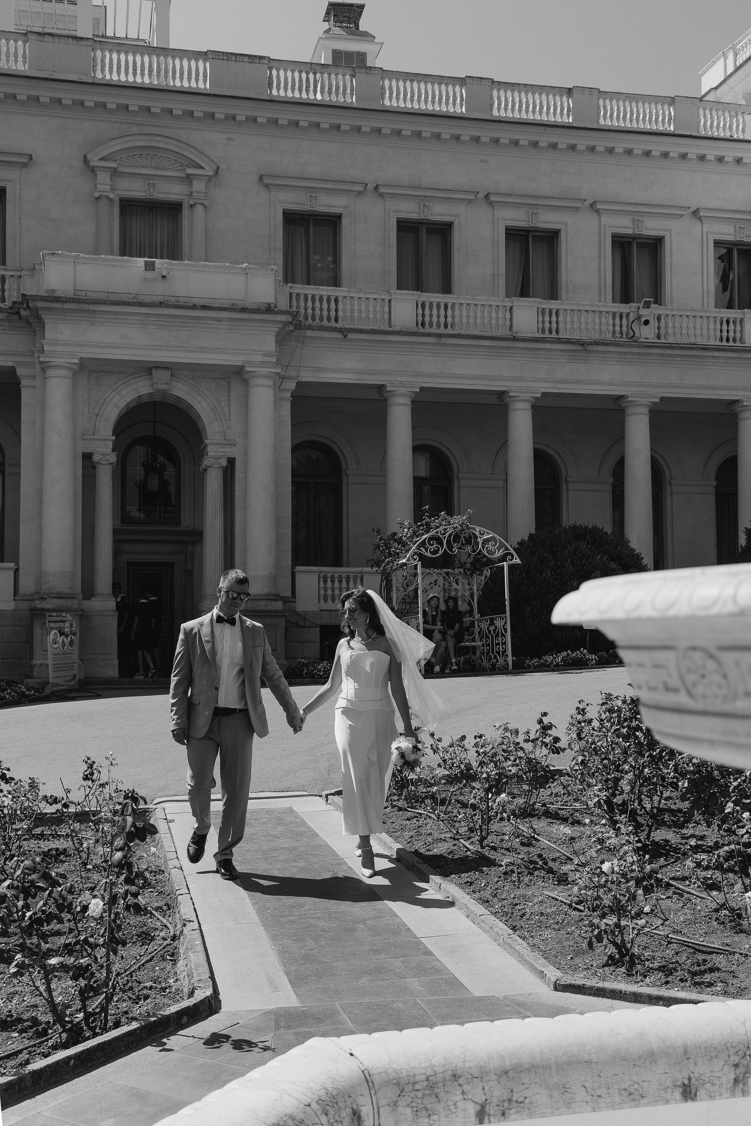 Свадебная фото прогулка в Крыму. Семейный фотограф в Ялте