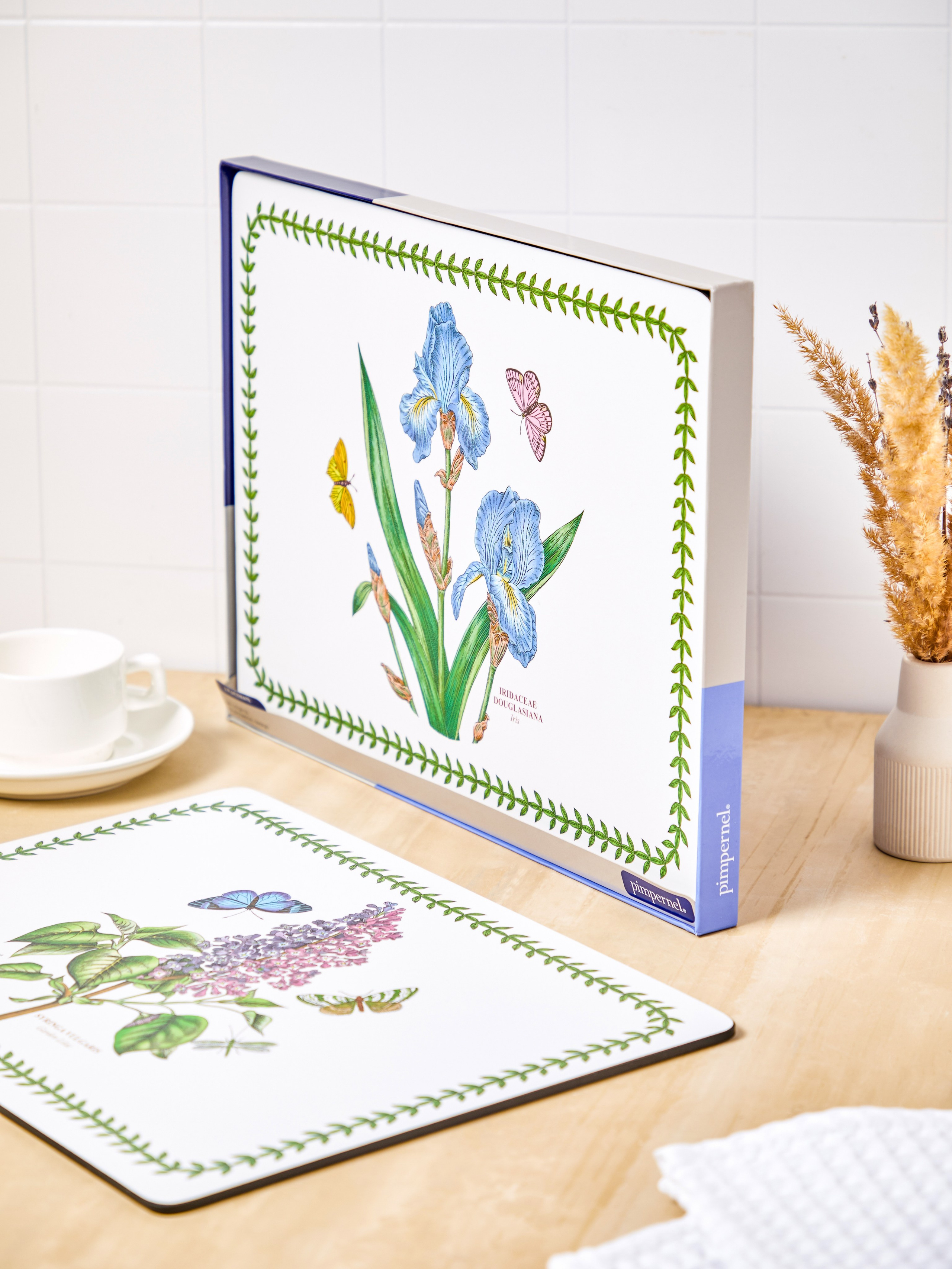 Подложка для стола и подносы. Сайт о предметной, имиджевой и портретной фотографии, фотограф Фил Киреев