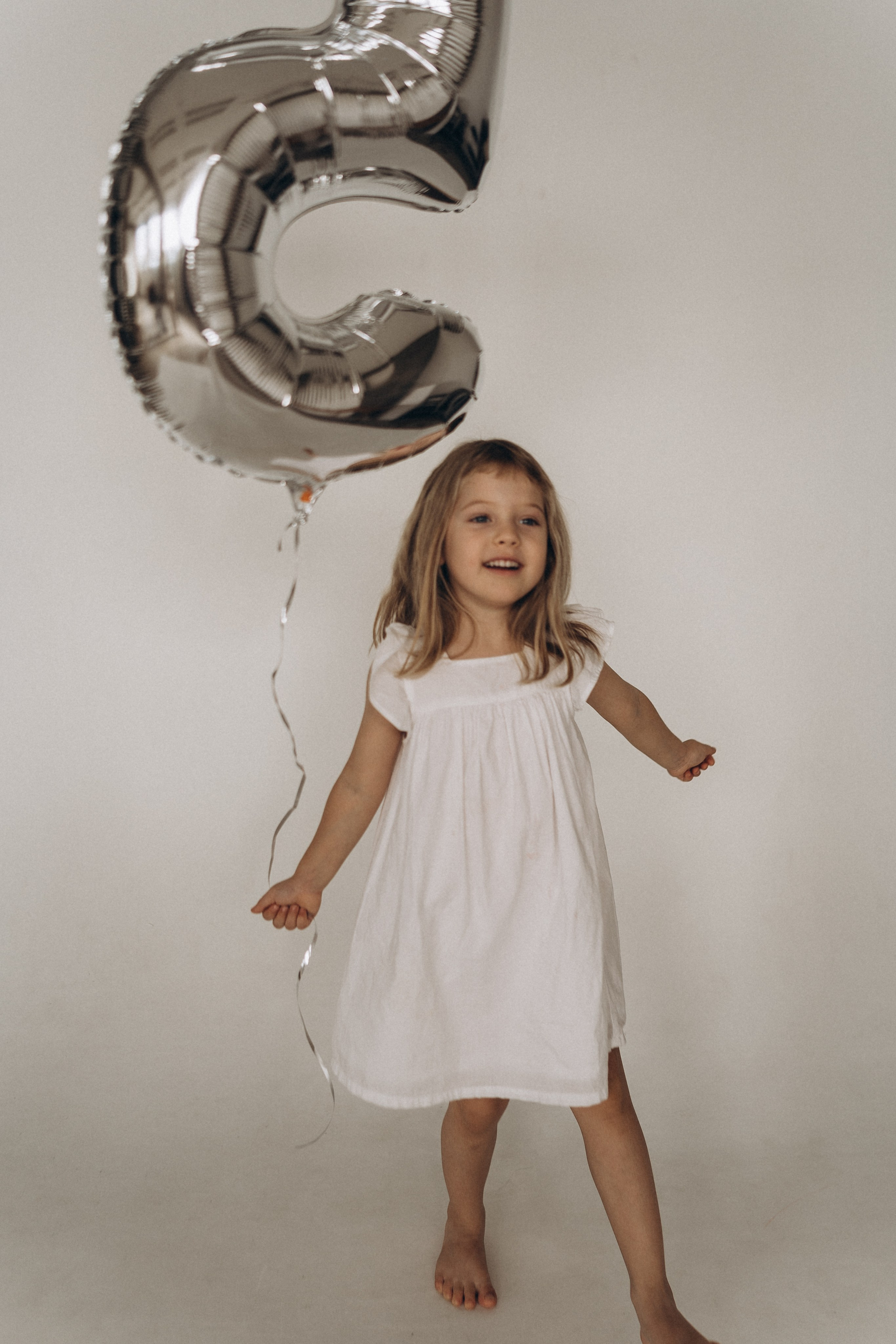 Лиам, Мила, Диана и родители. Семейный и домашний фотограф в Уфе Ирина Гарасюта